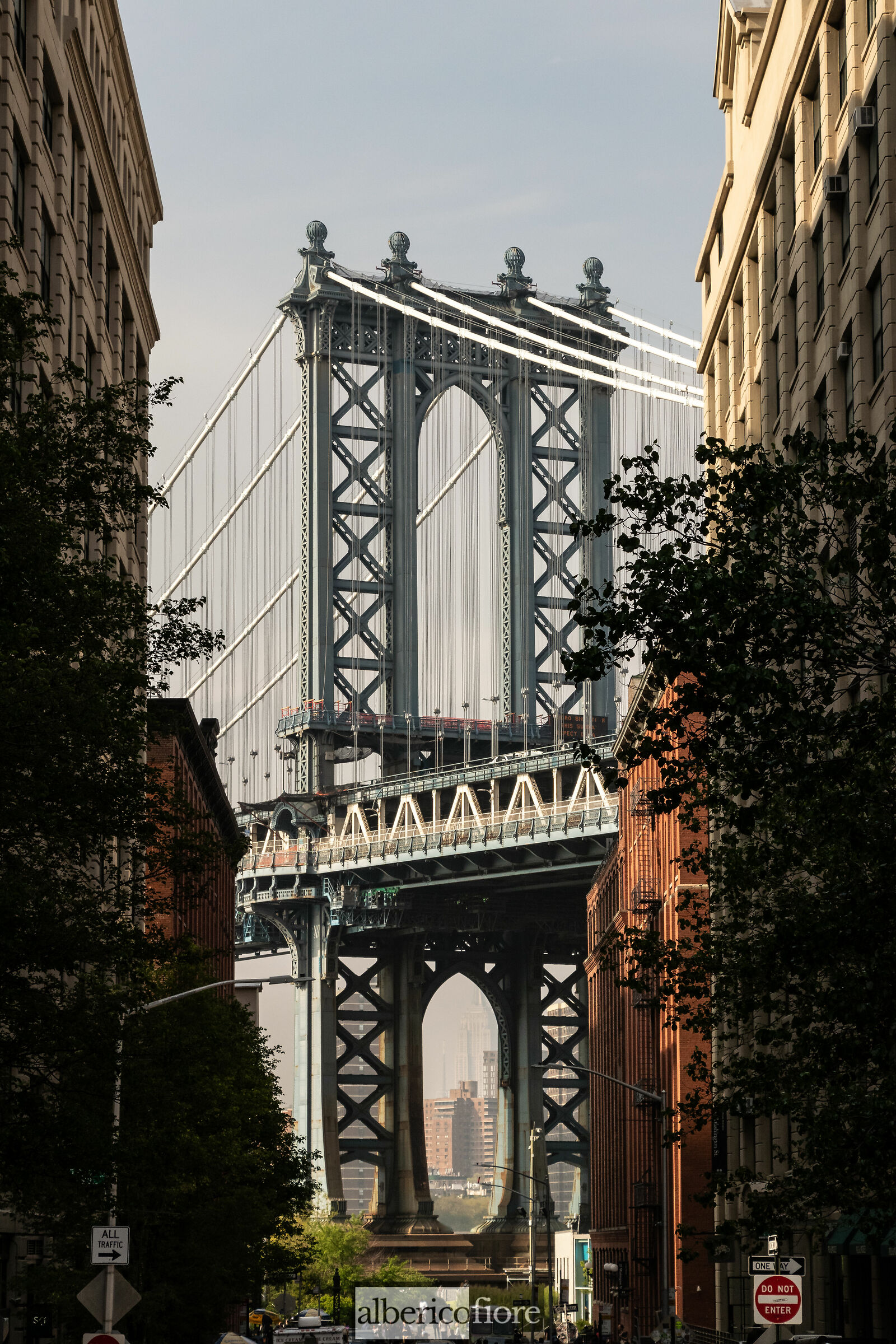 Dumbo - Manhattan Bridge - NY...