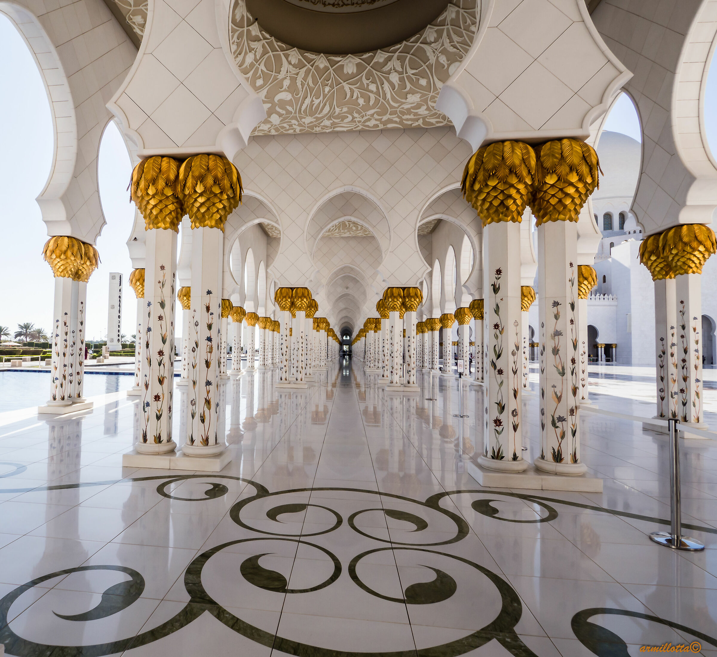 Sheikh Zayed Grand Mosque - Abu Dhabi 1...