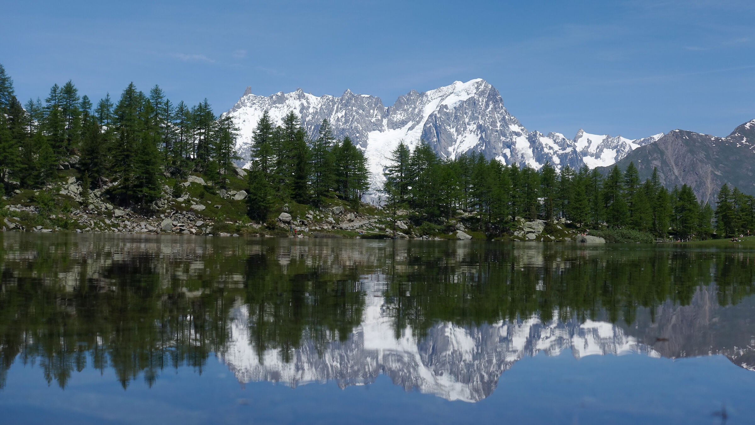 Where Mont Blanc is mirrored every morning is Arpy...