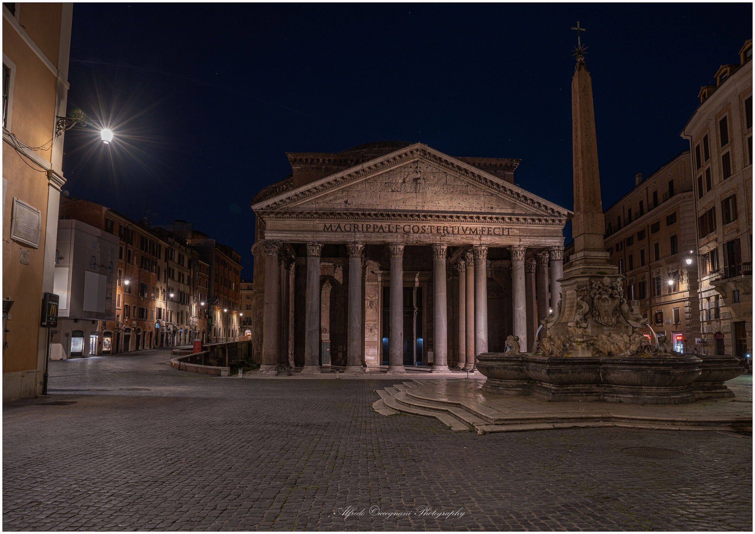 Piazza del Pantheon...