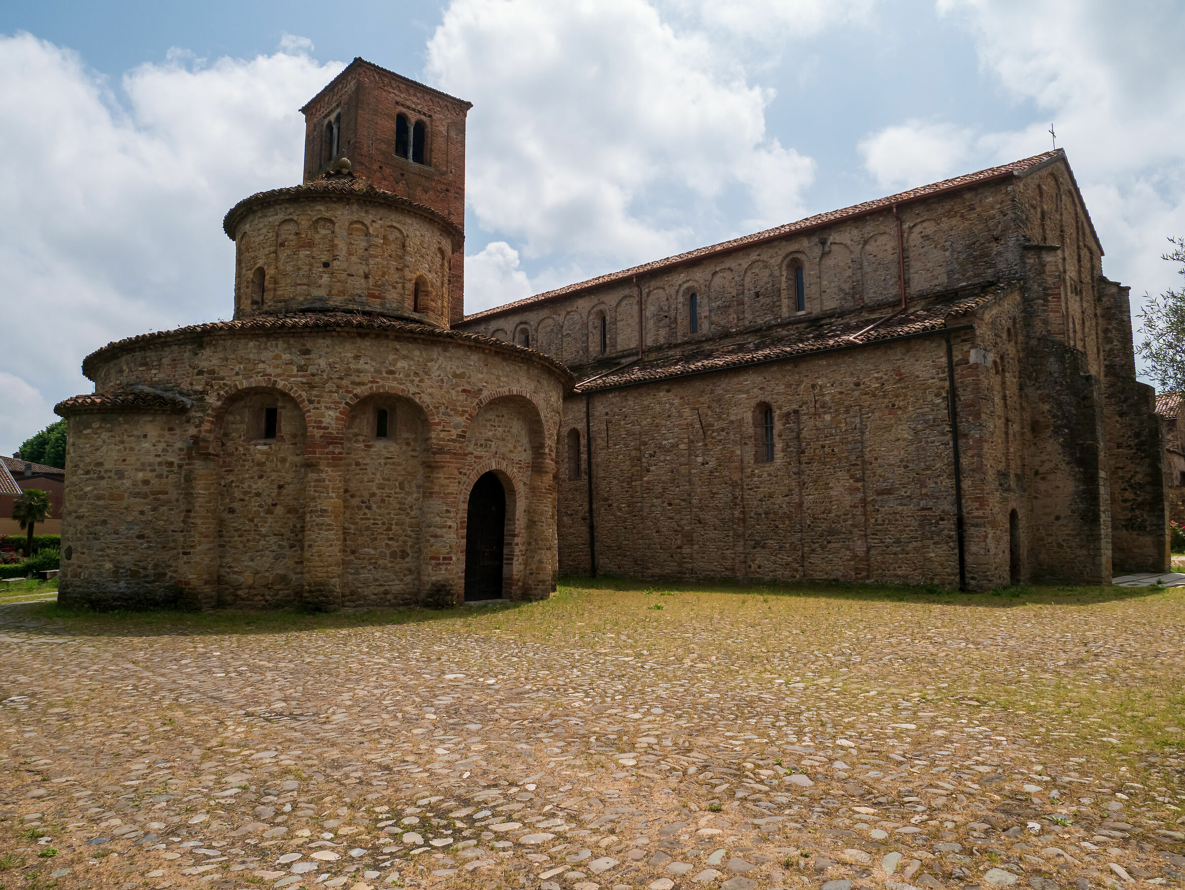  Baptistry and Romanesque Church Vigolo Marquis...