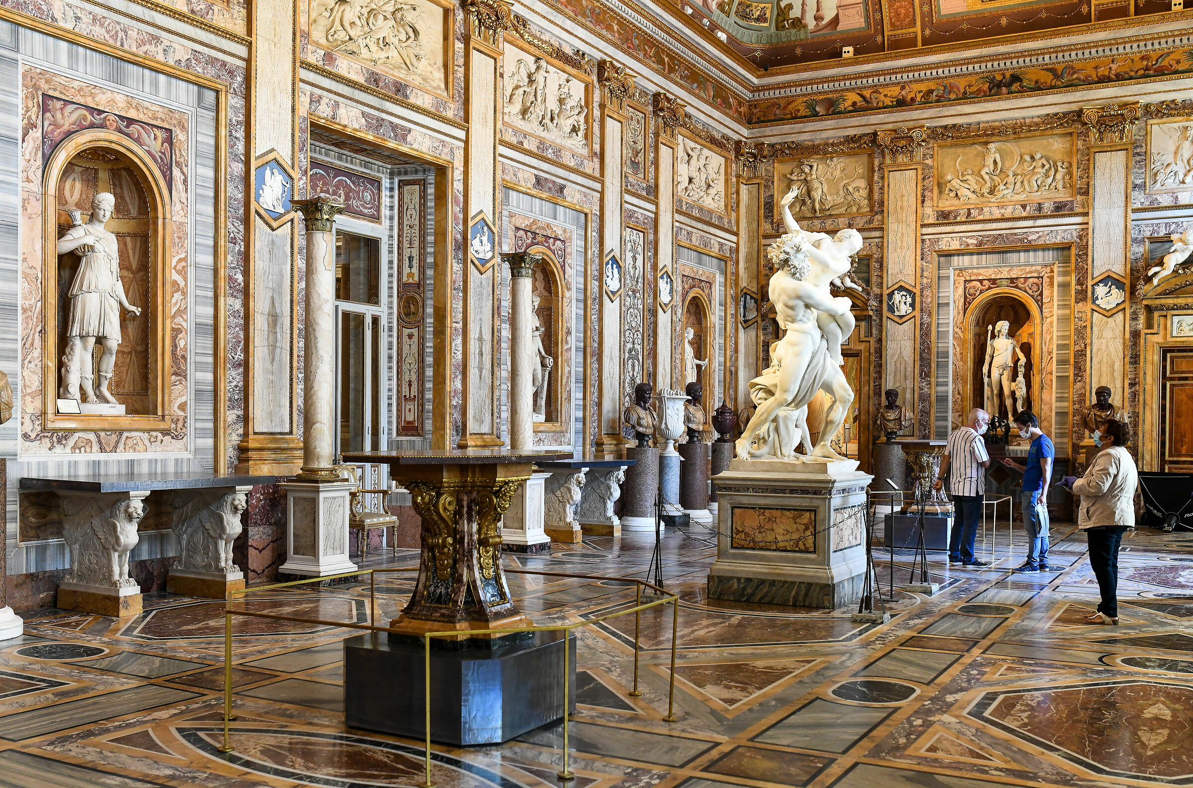 Galleria Borghese-Salone degli Imperatori...