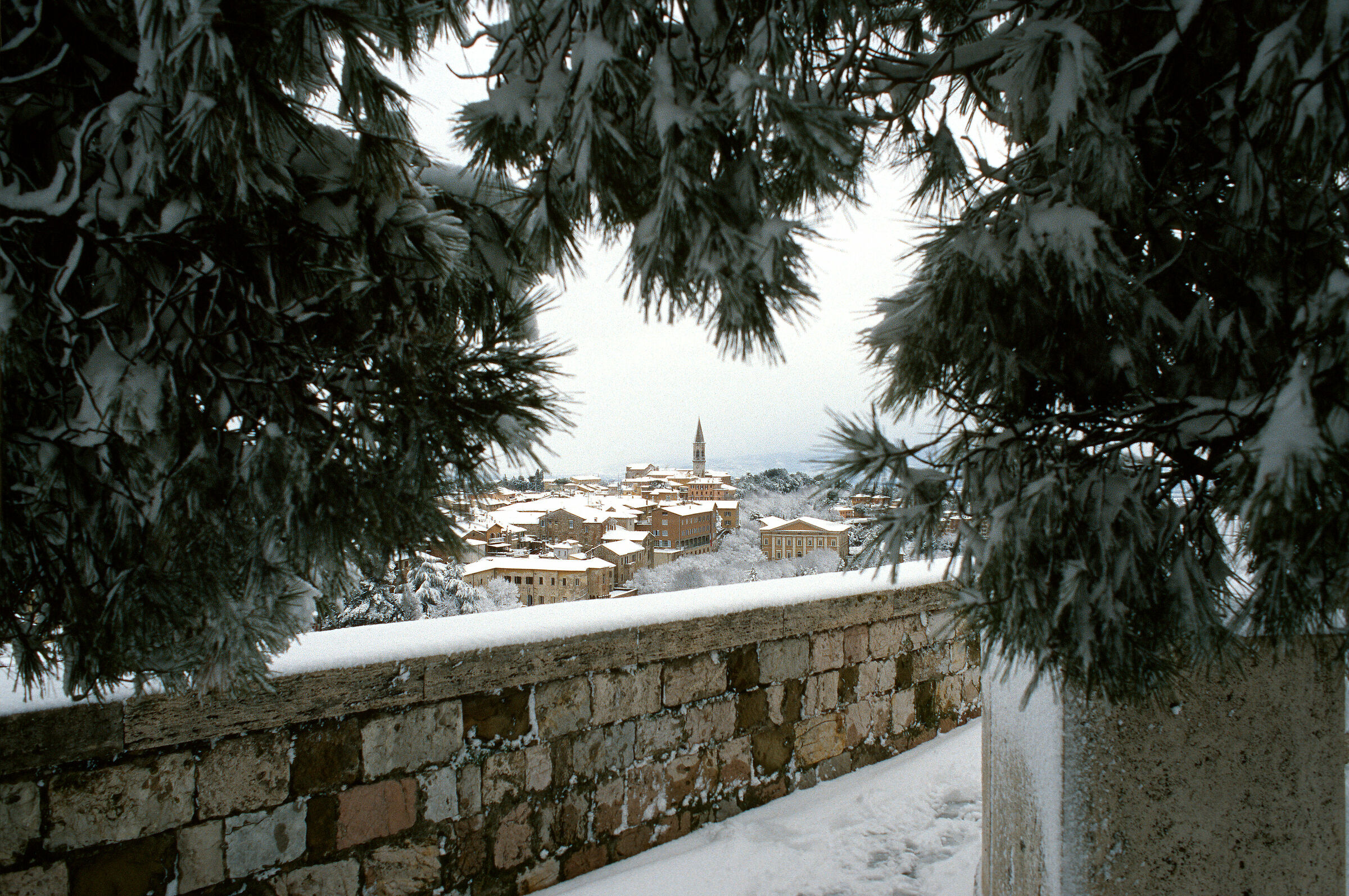 Perugia snowy frame...