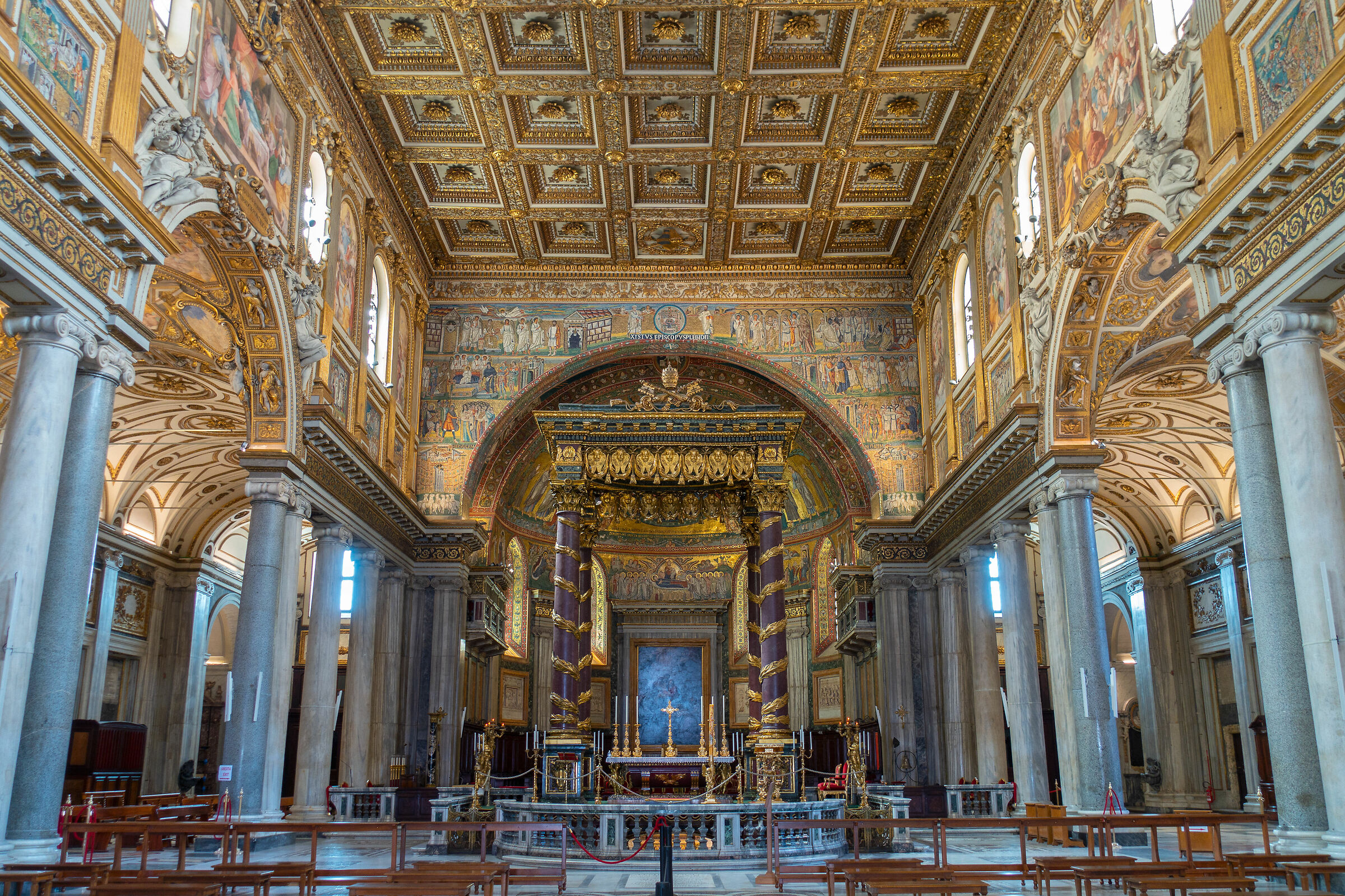 Basilica of Santa Maria Maggiore - Rome...