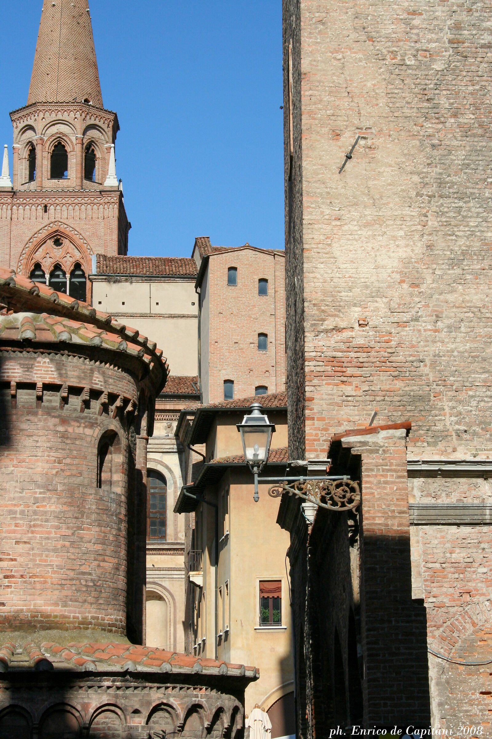Close-up in the heart of Mantua...