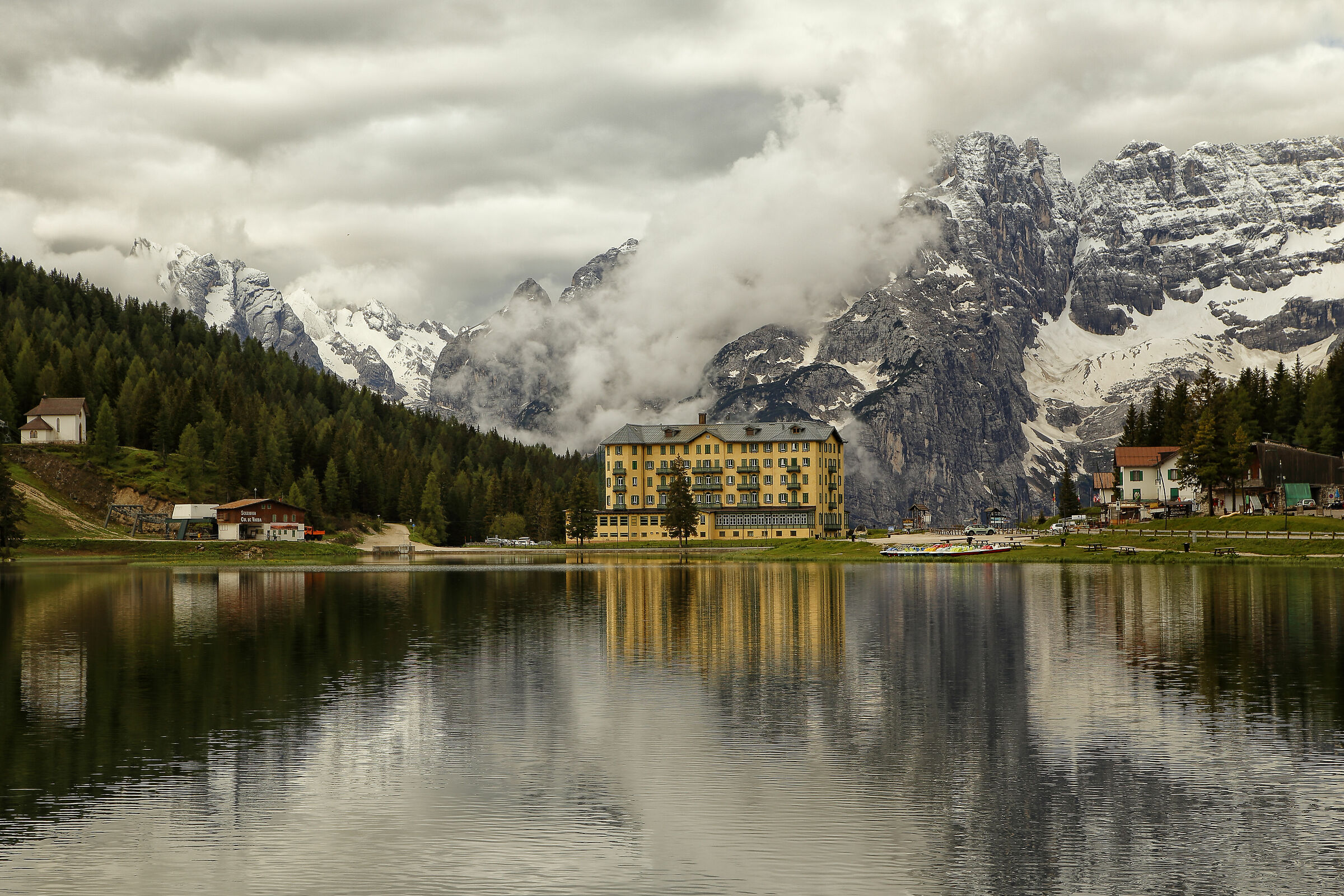Lake Misurina, but in June cabbage what weather !...
