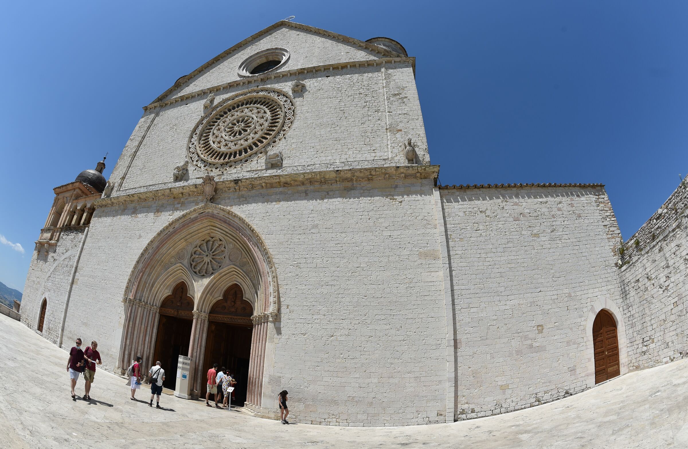 Assisi, pax umbrae in fisheye...