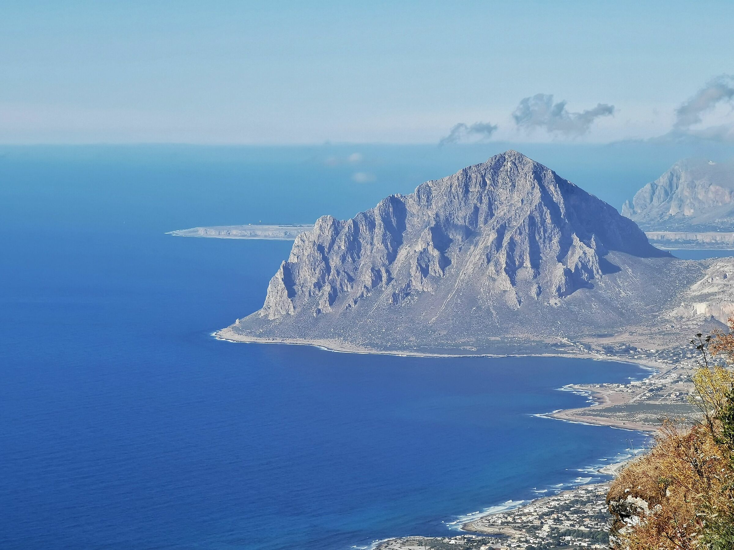 Belvedere from Erice, sea and mount Cofano. (135mm)...