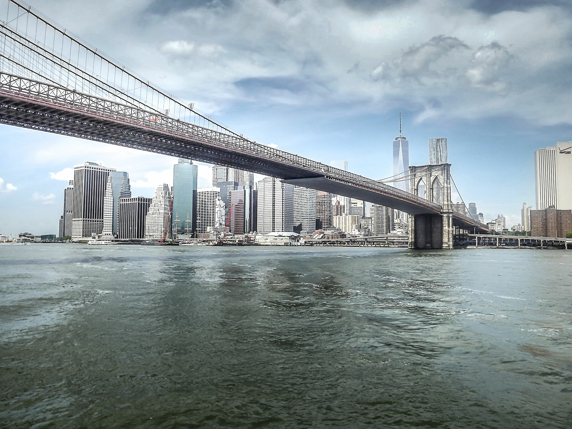 Brooklyn Bridge, New York...