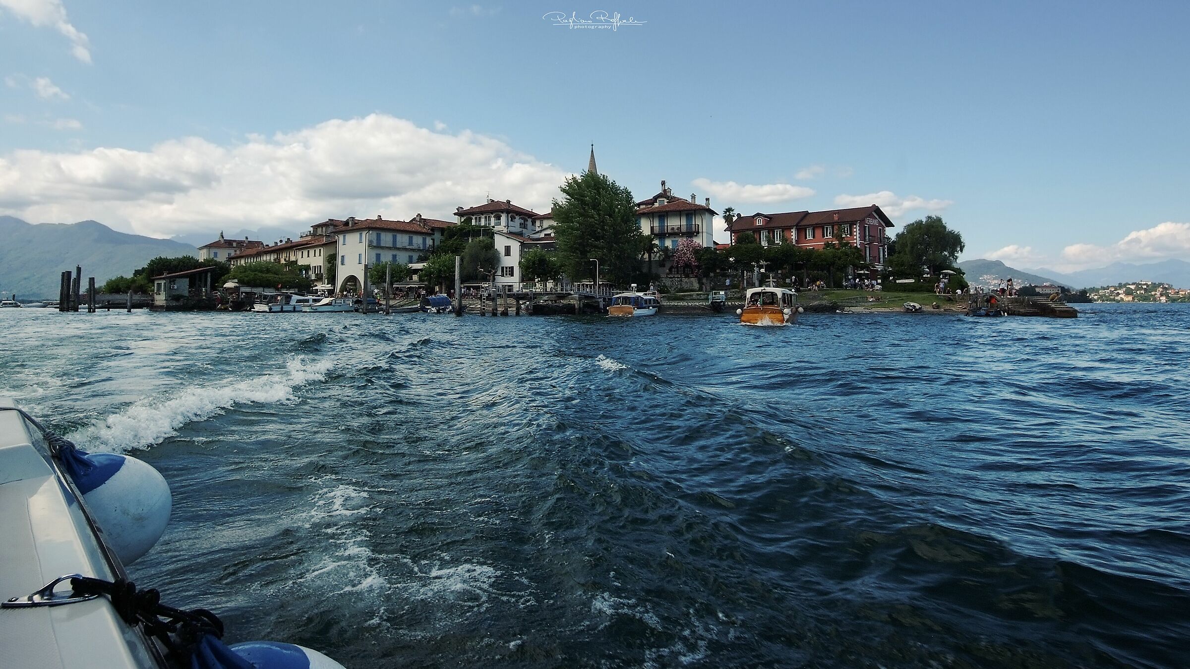 Fishermen's Island - Lake Maggiore ...