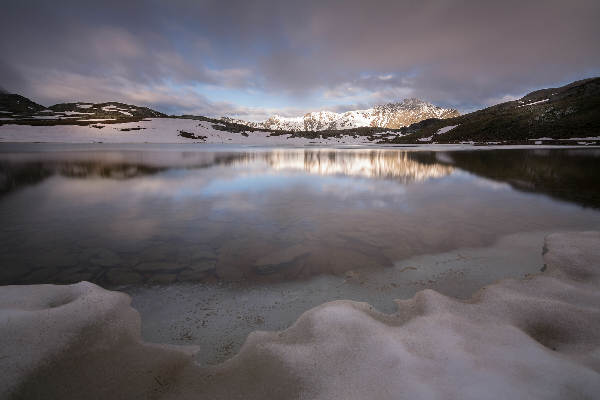 Disgelo al Lago Bianco - Passo Gavia 2652mslm...