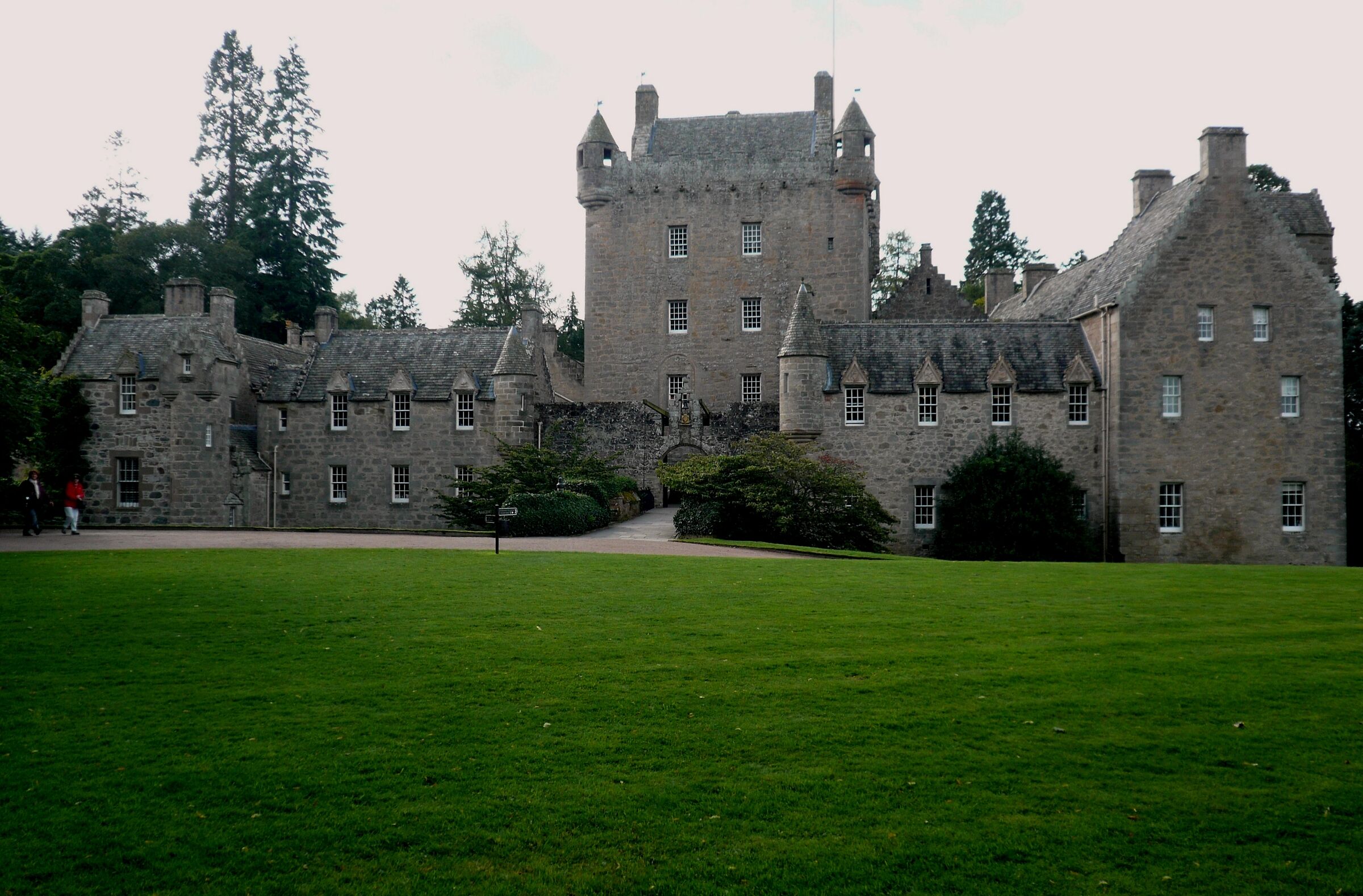 Scotland Cawdor Castle...