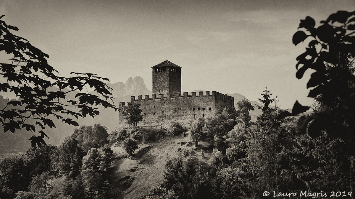 Il Castello medioevale di Zumelle...