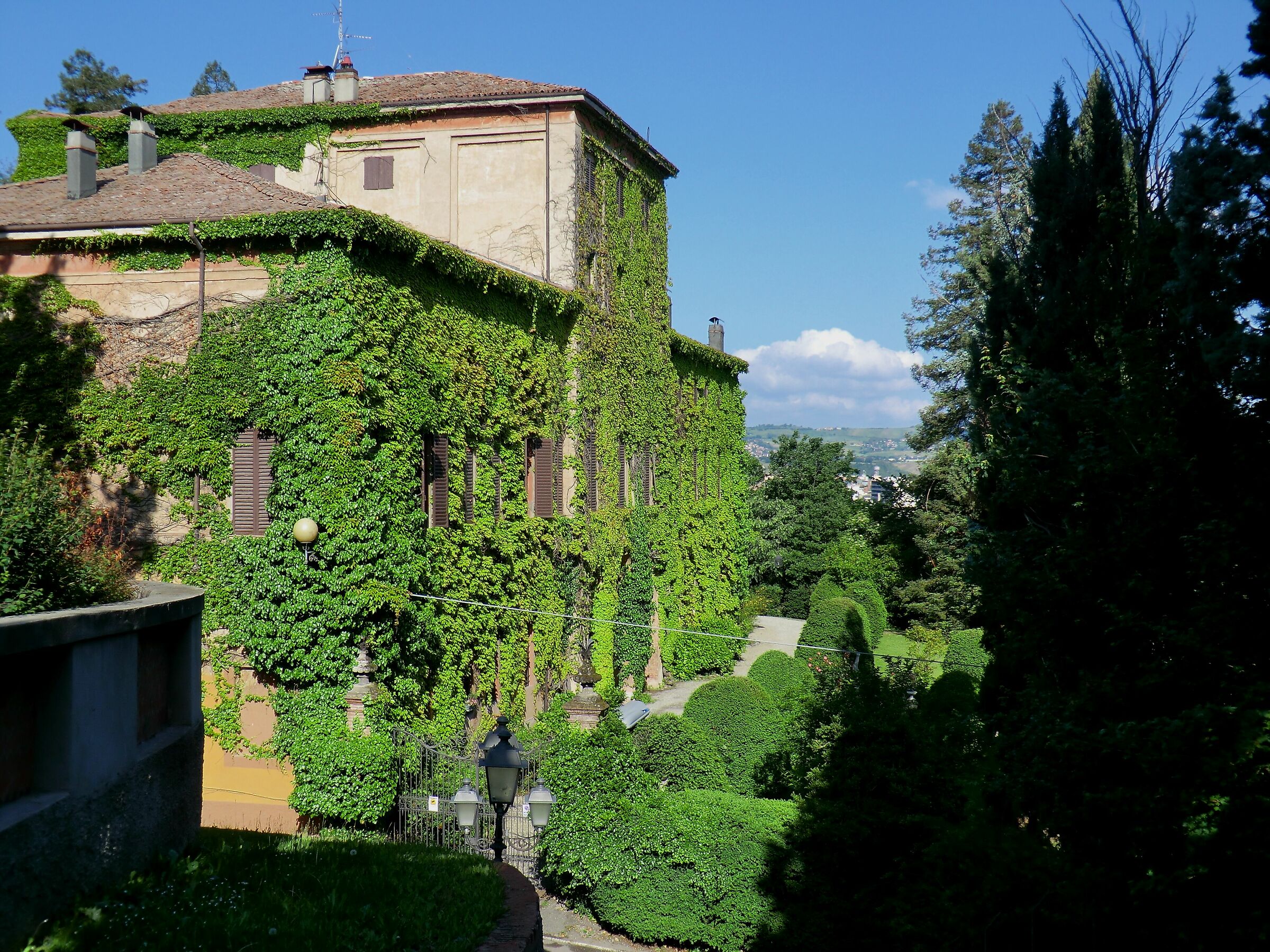 A glimpse of Fiorano (MO)...