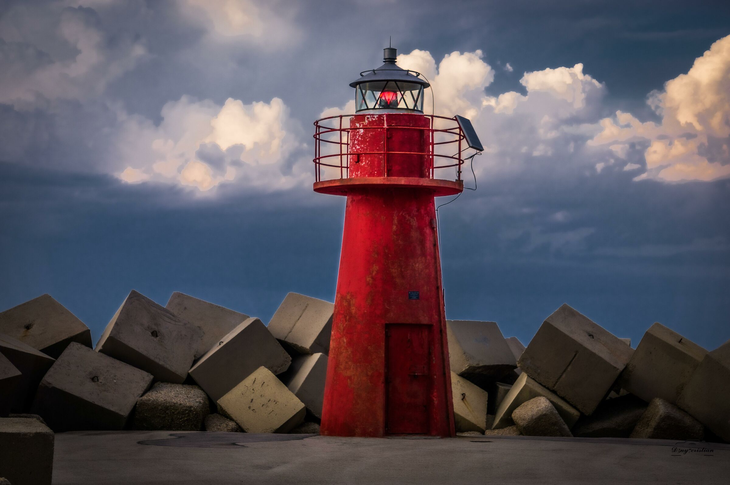 The red lighthouse. Lido Riccio Ortona (Ch)...