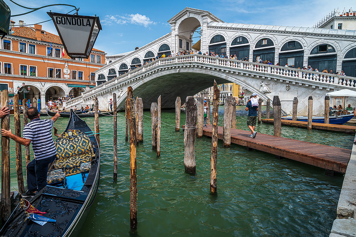 Venice - Rialto Bridge...