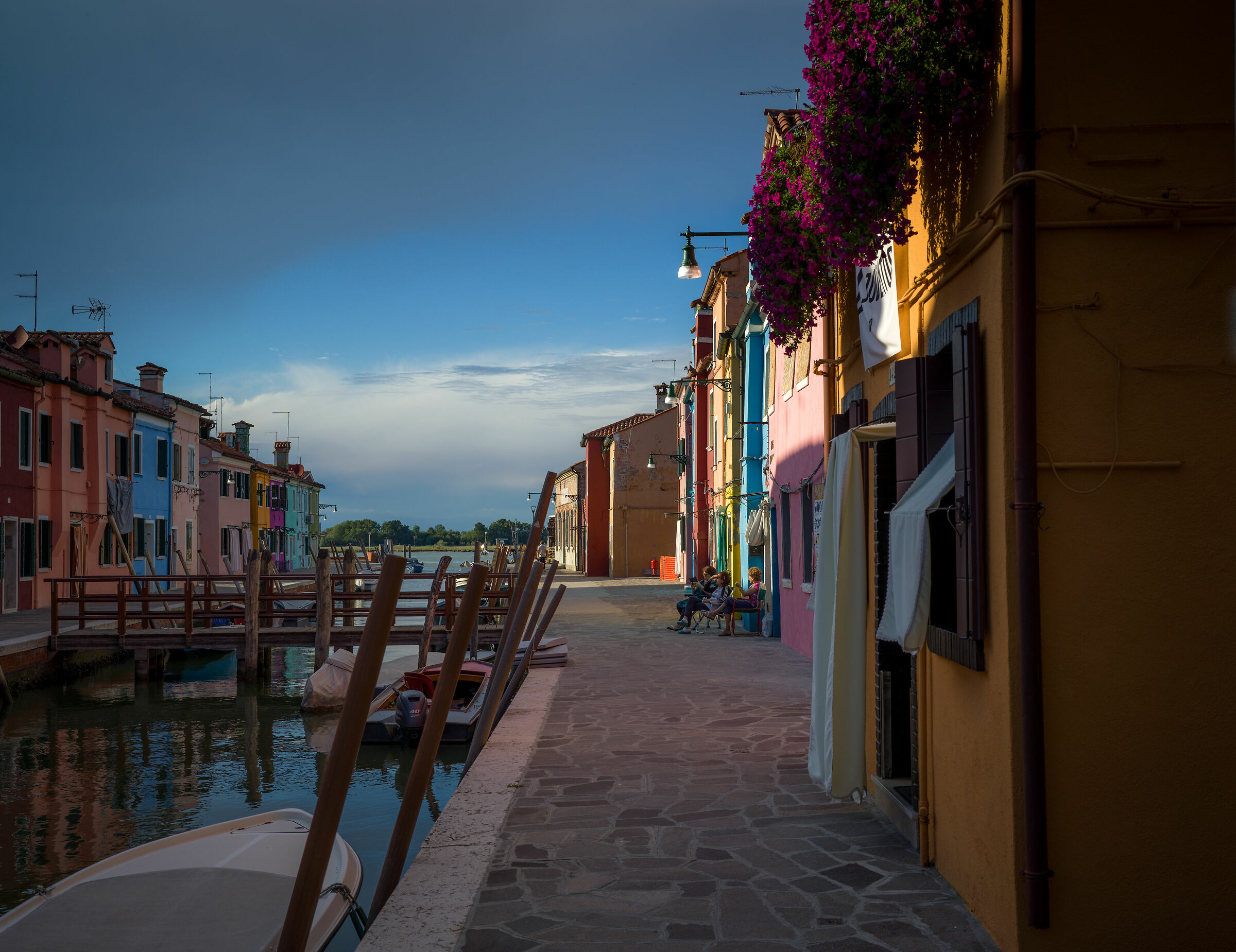 End-of-summer lights in Burano  ...