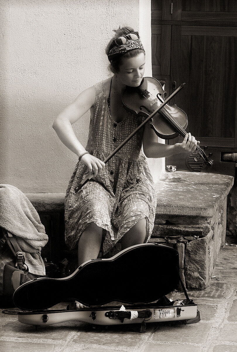 La giovane violinista (Vernazza)...