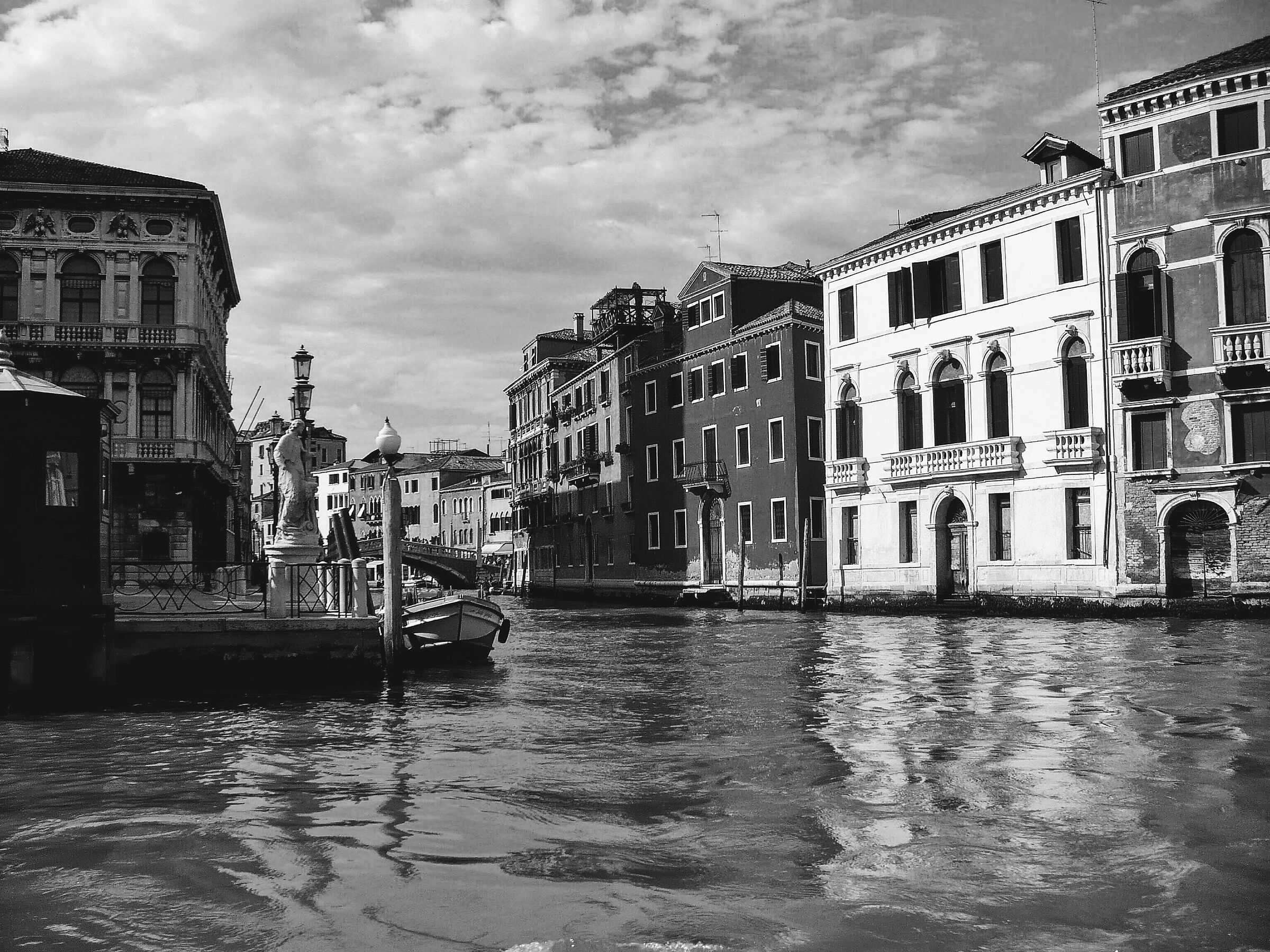 B/W Venice...