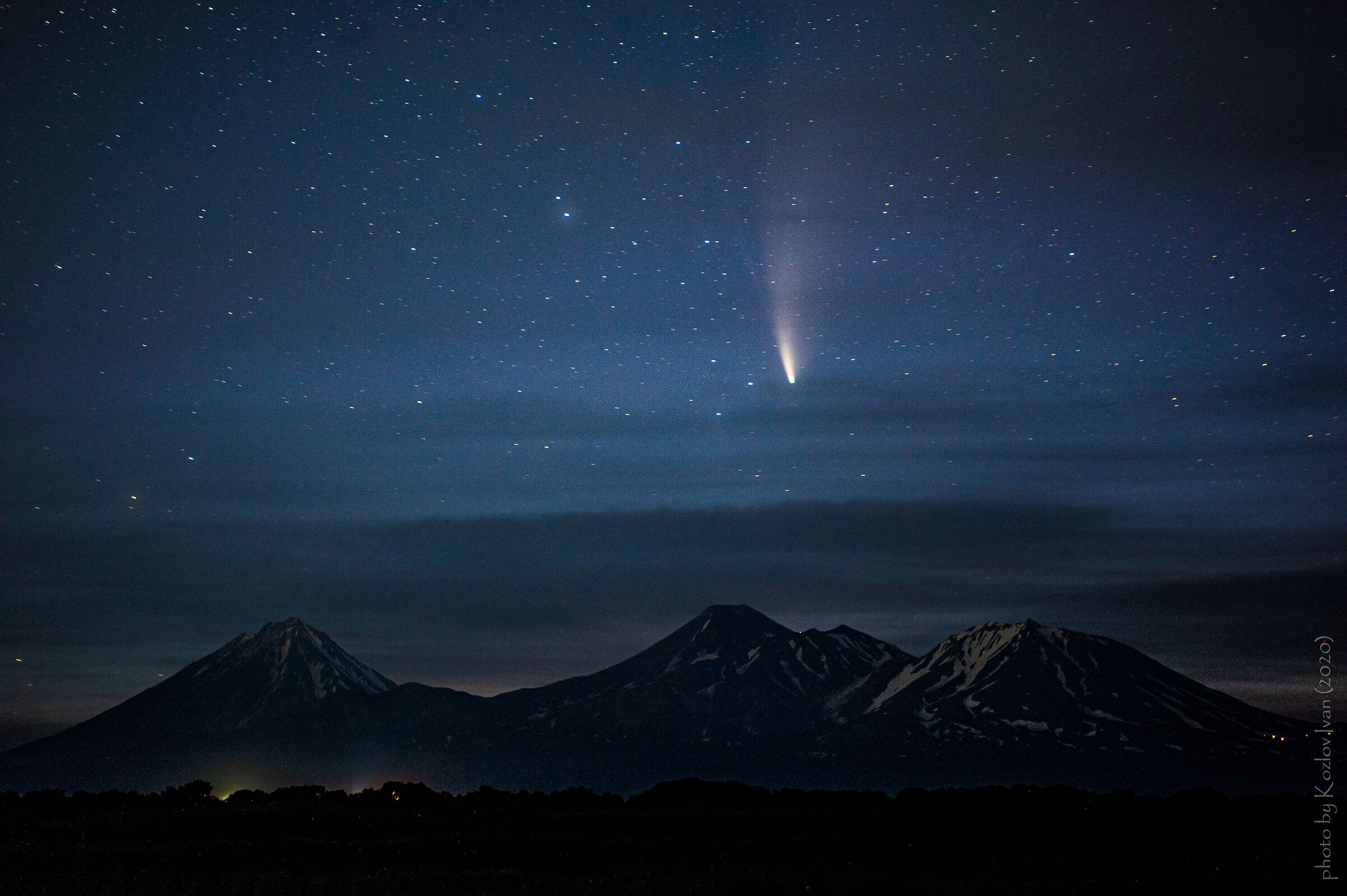 Cometa C / 2020 F3 (neowise) Kamchatka...