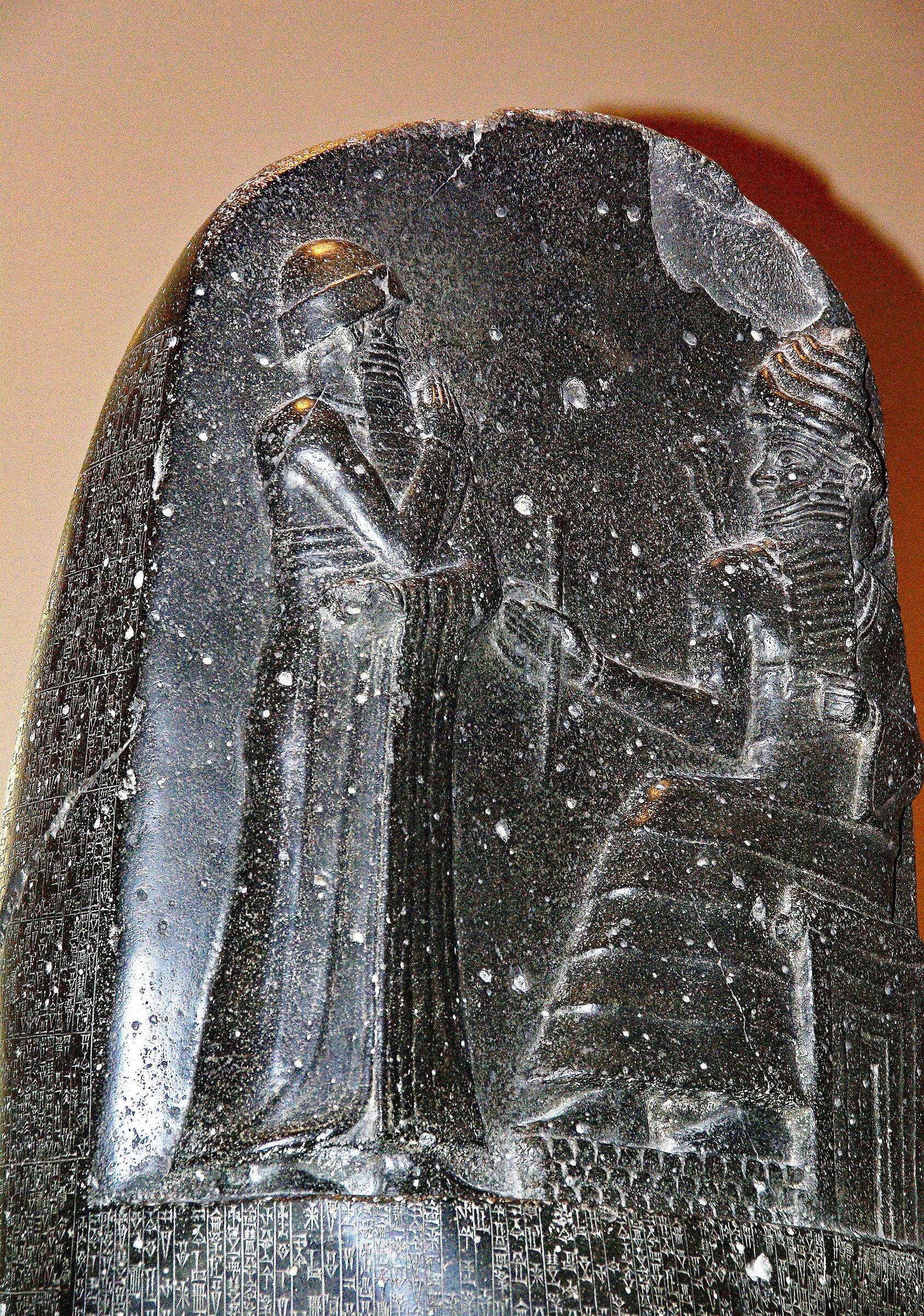 Louvre: Stele del codice di Hammurabi (anno 1.750 a.C.)...