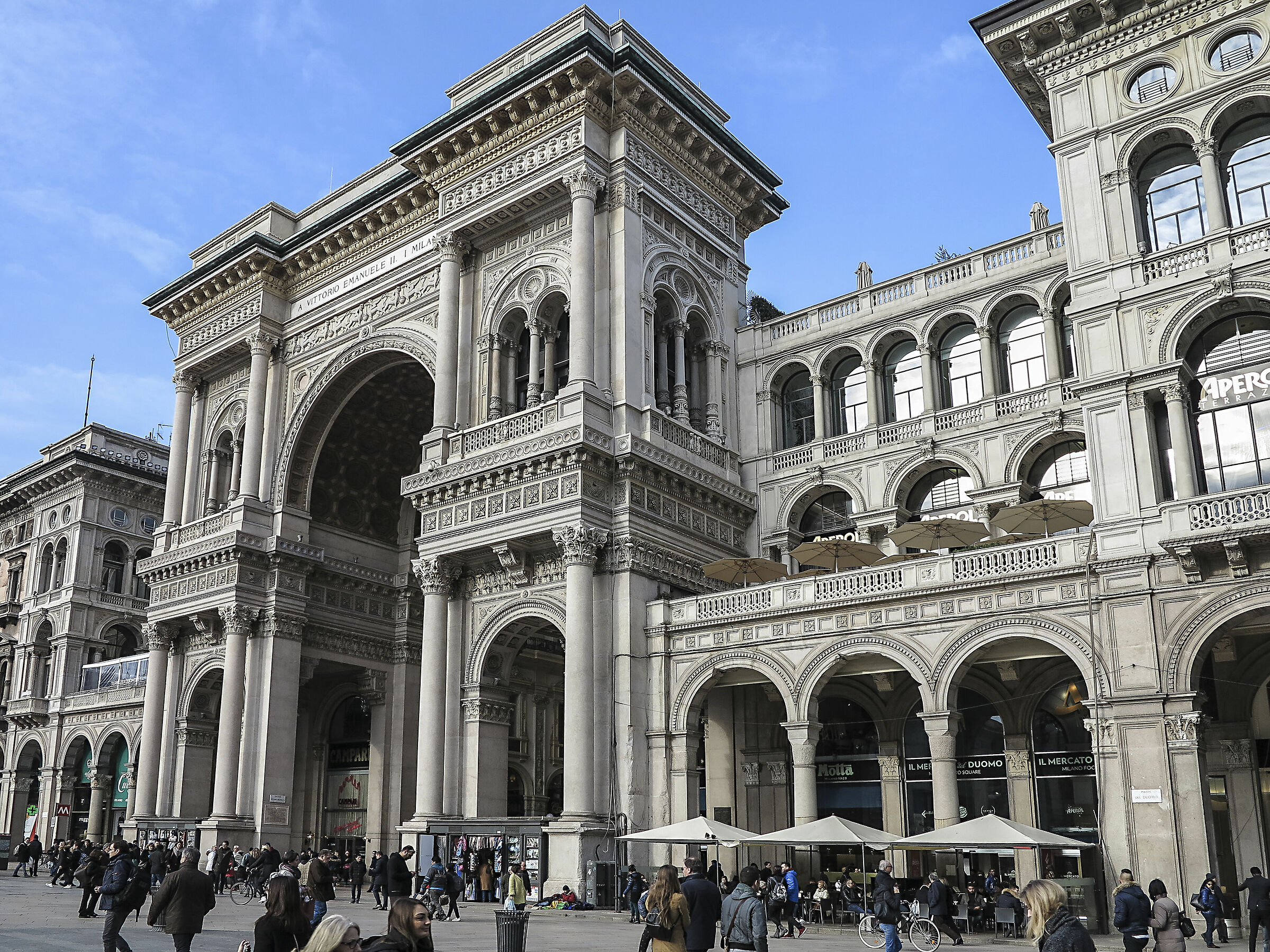 Exterior Galleria Vittorio Emanuele - ...