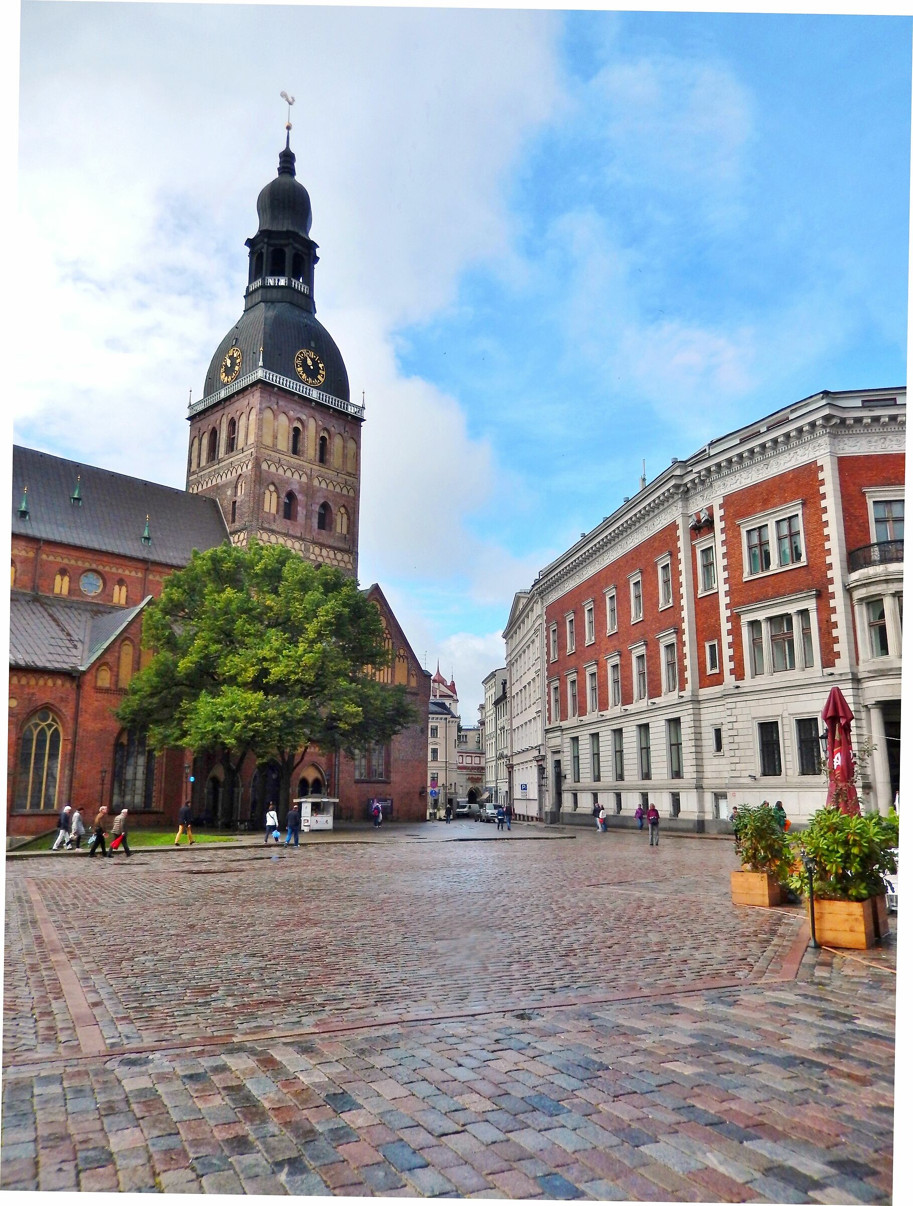 Riga - Piazza della Cattedrale...