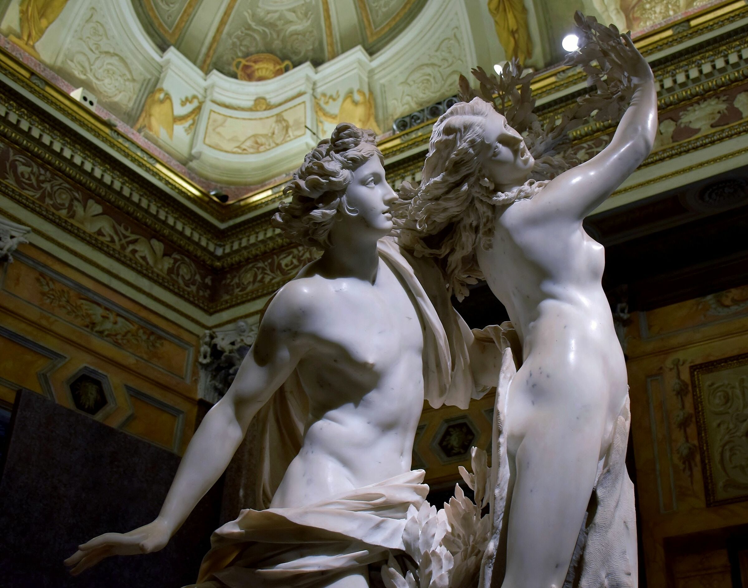 Gian Lorenzo Bernini "Apollo and Daphne"...