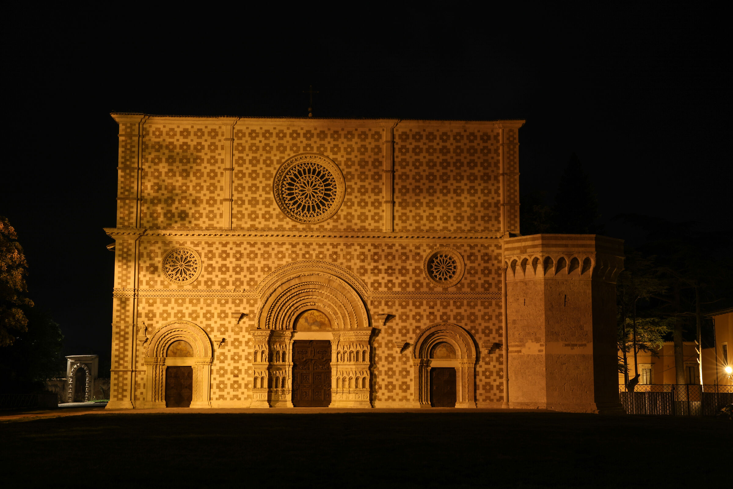 Santuario Santa Maria di Collemaggio...