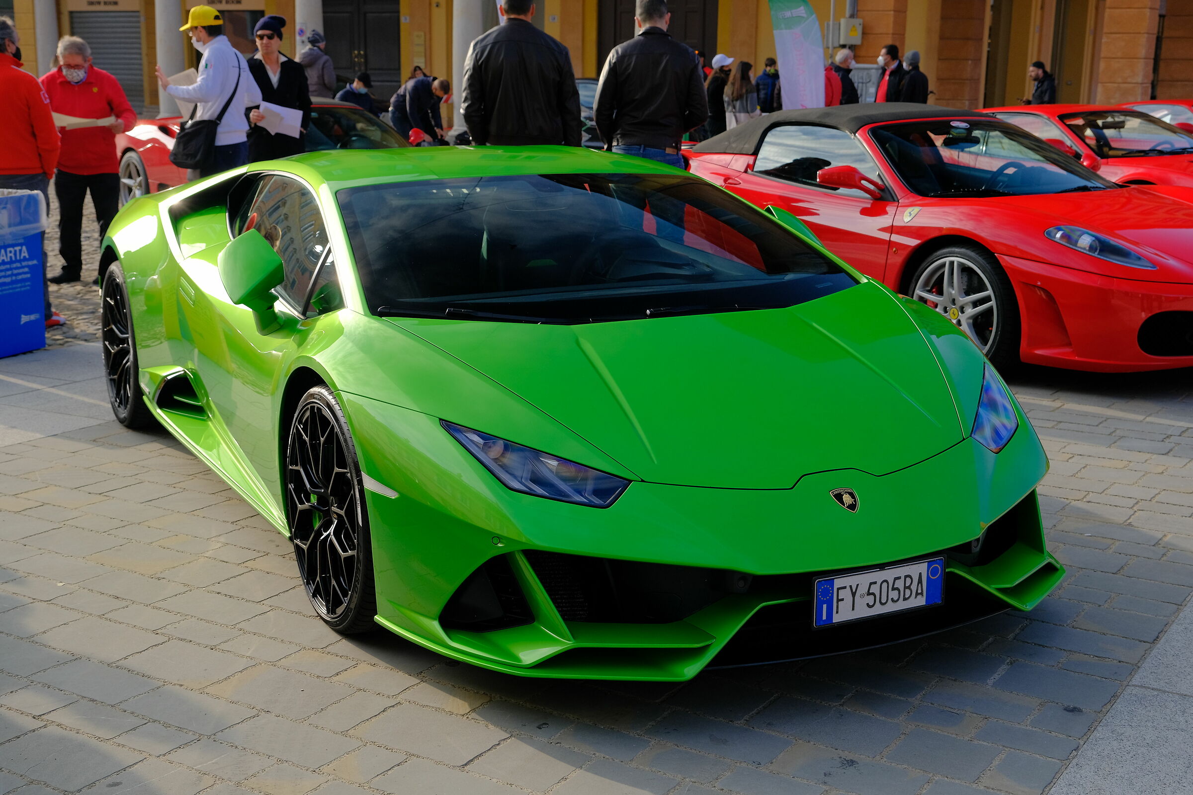 Lamborghini 3 style...