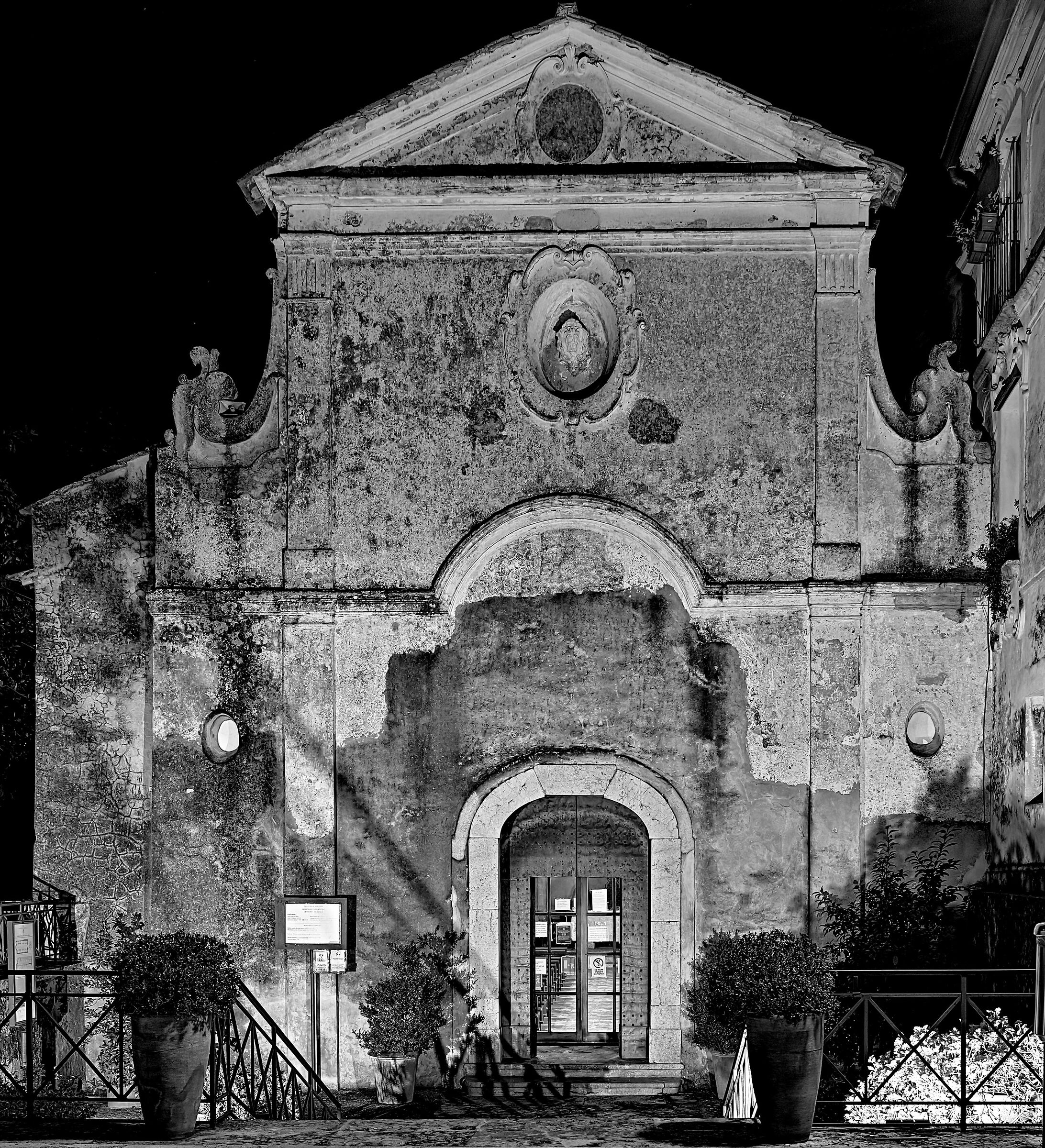 Basilica Paleocristiana Paestum...