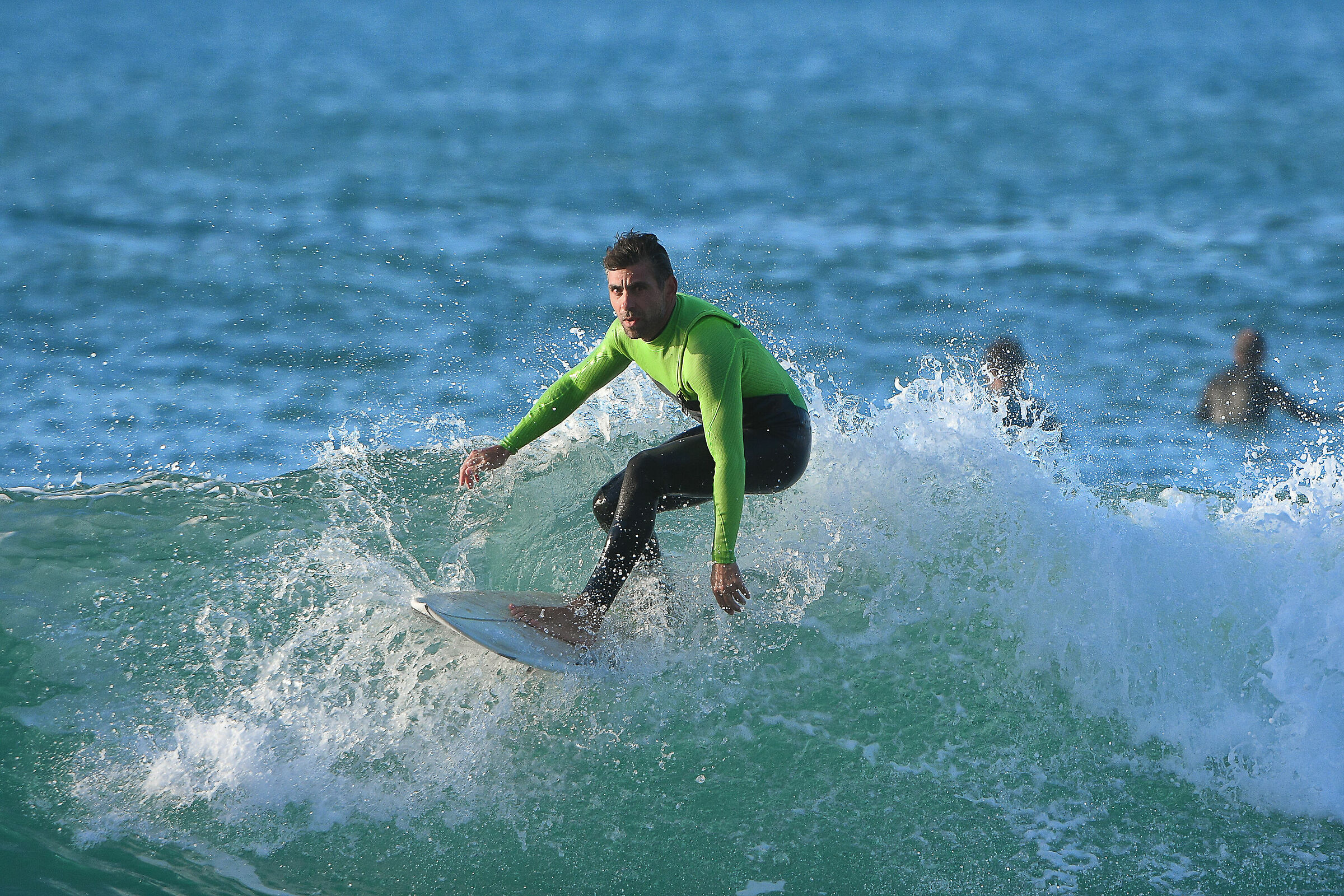 Surf...