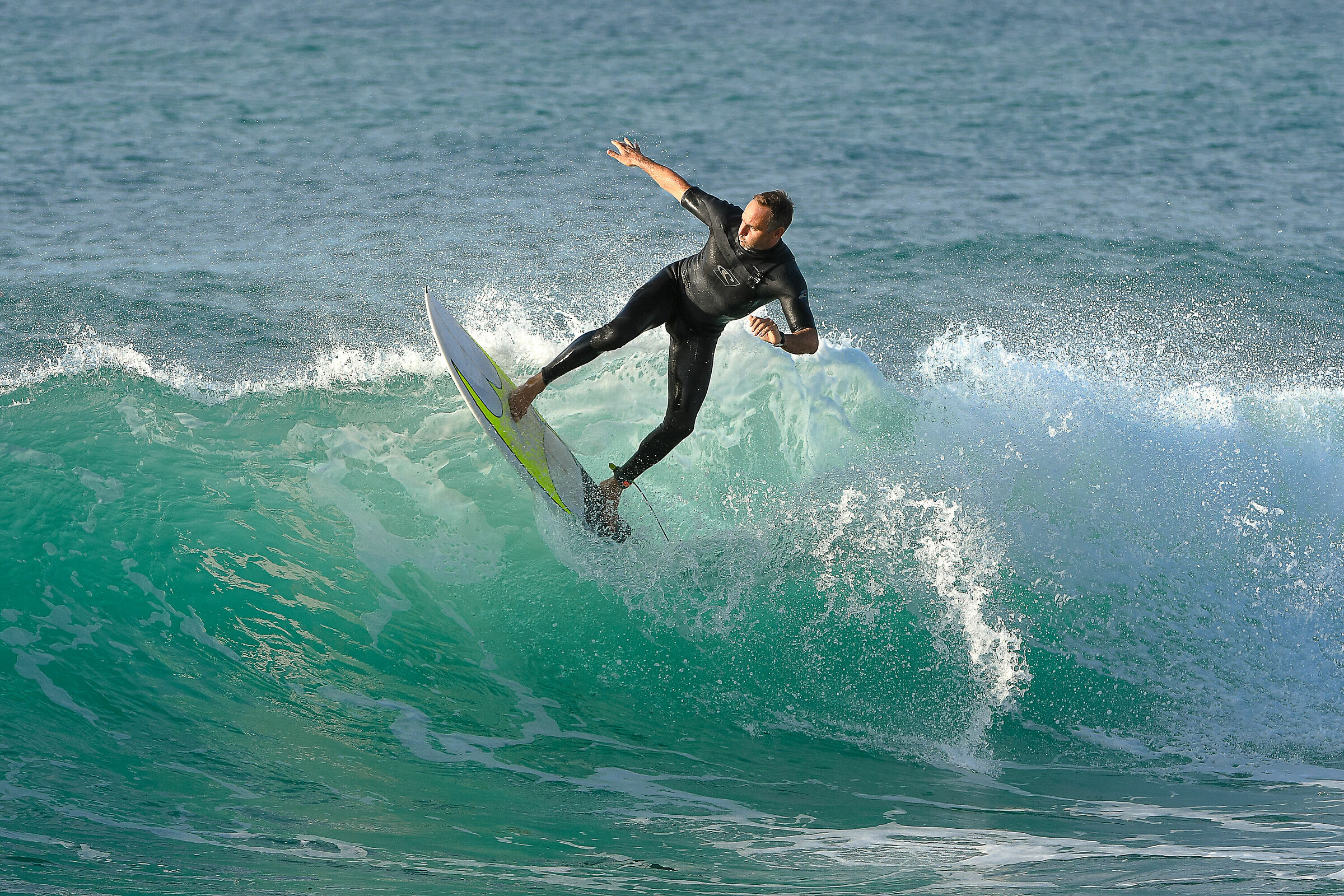 Surf...