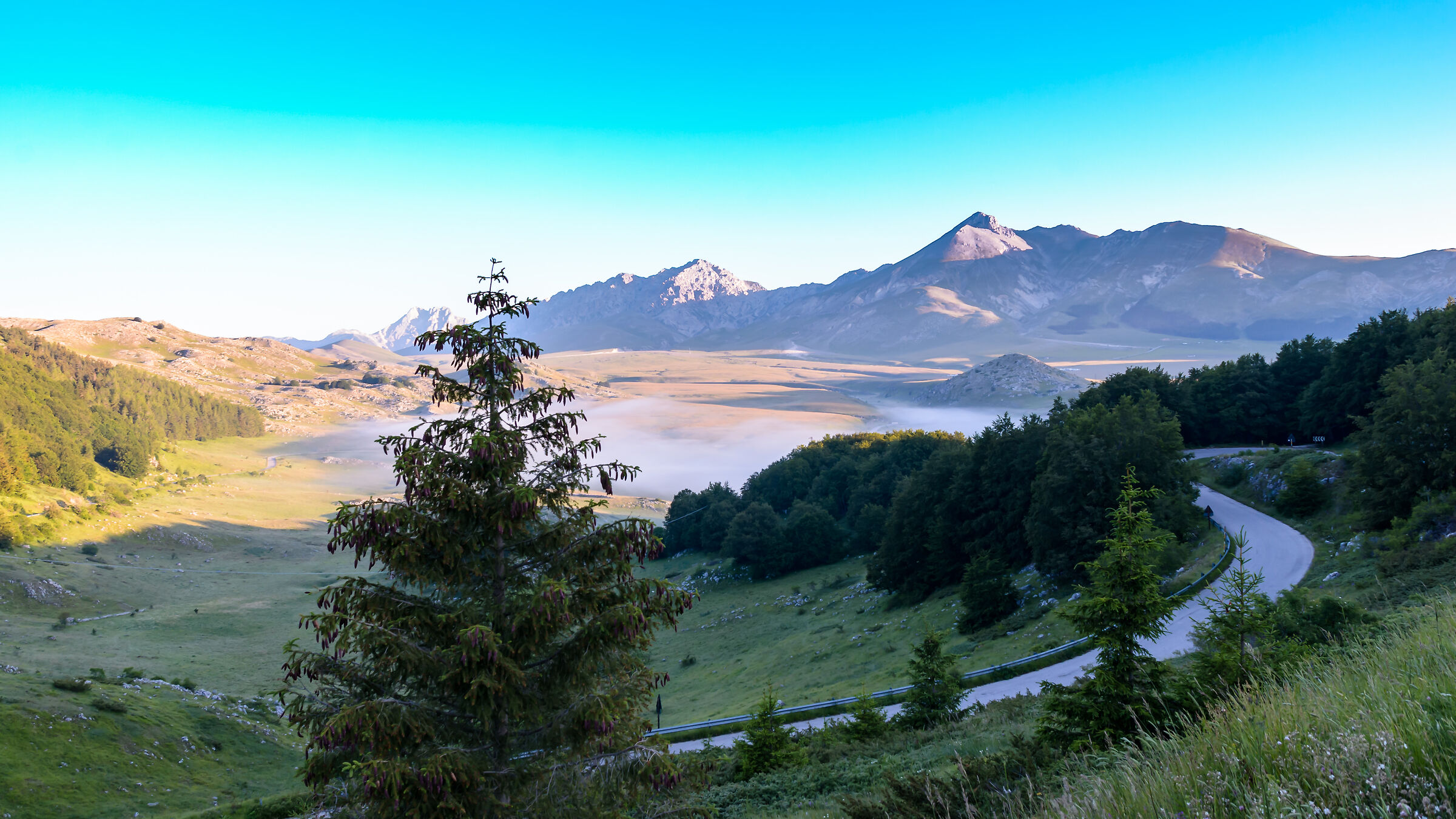 First lights at Campo Imperatore...