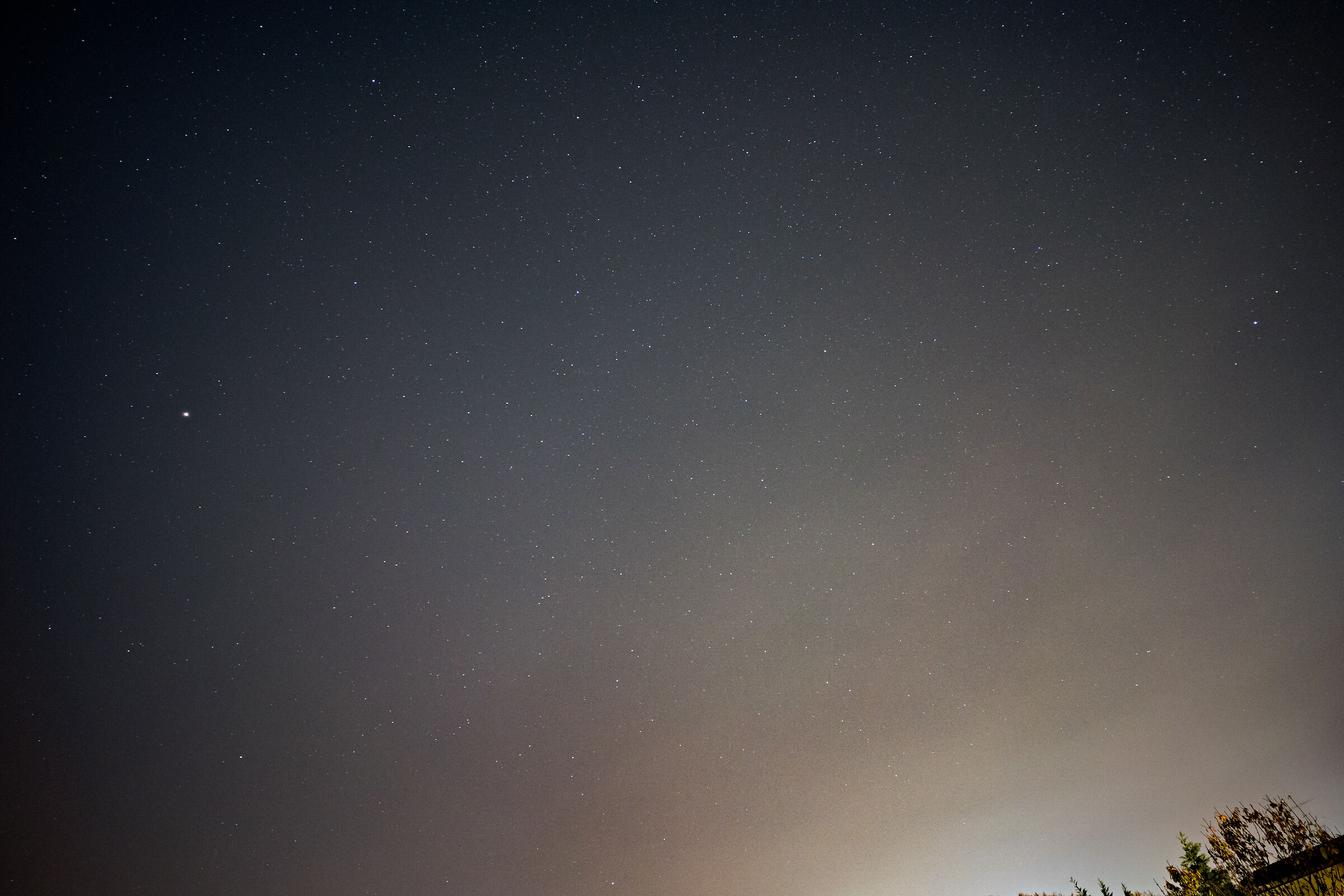 Sample Samyang FE 18mm f/2.8 con cielo stellato...