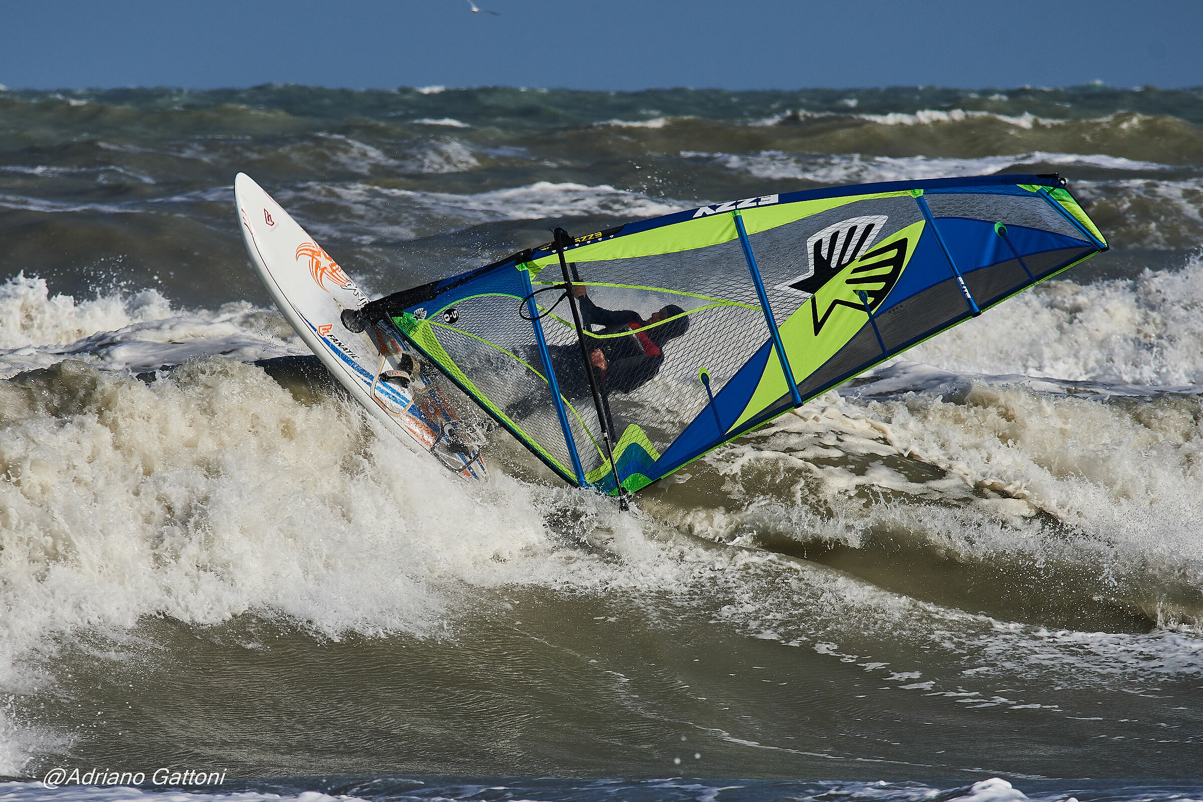 wind surf 2...