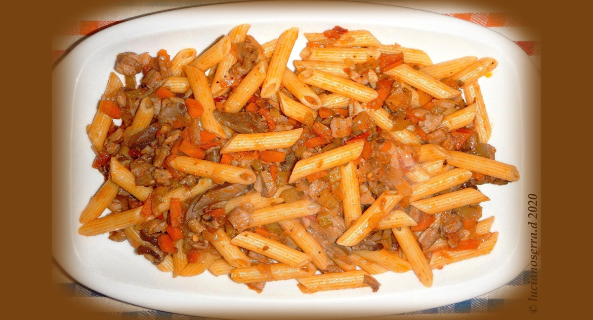 Ragu pennette with bacon and mushrooms...