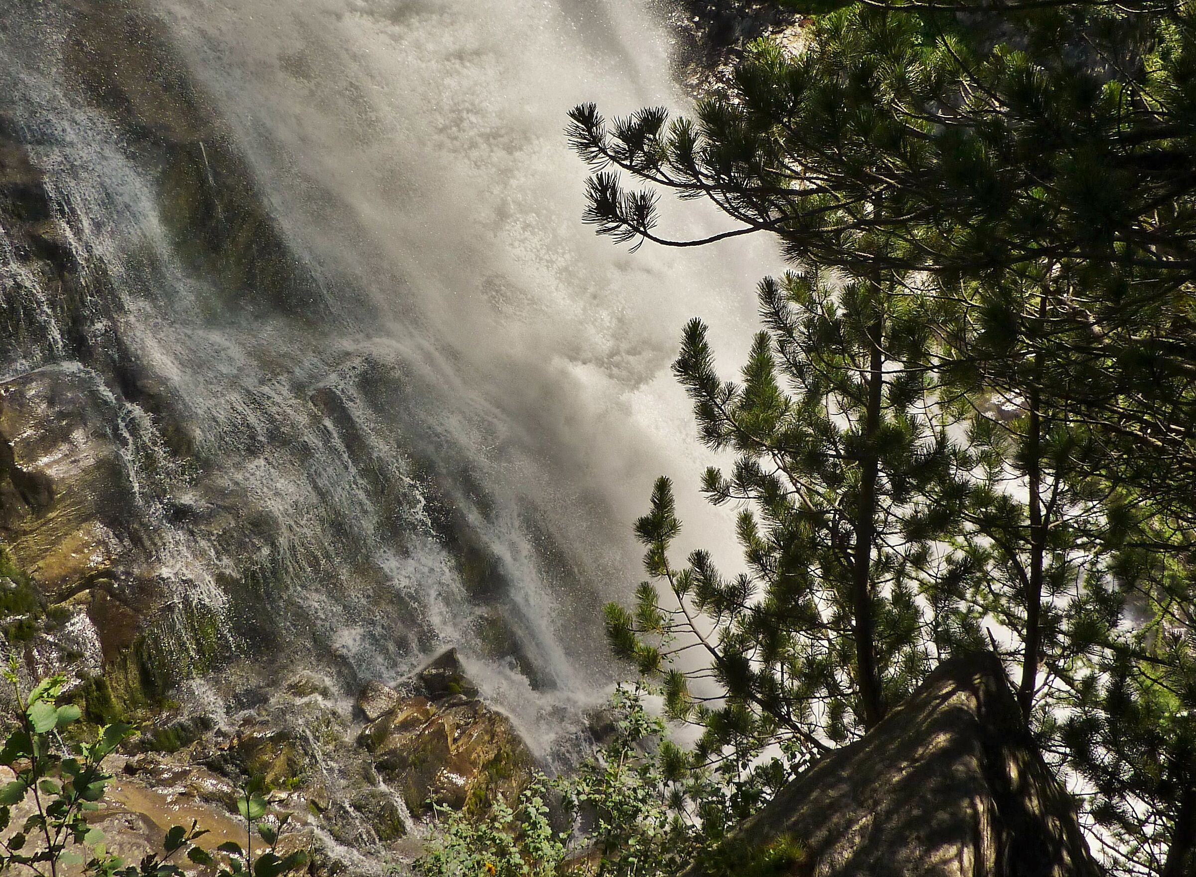  Rutor Waterfall...