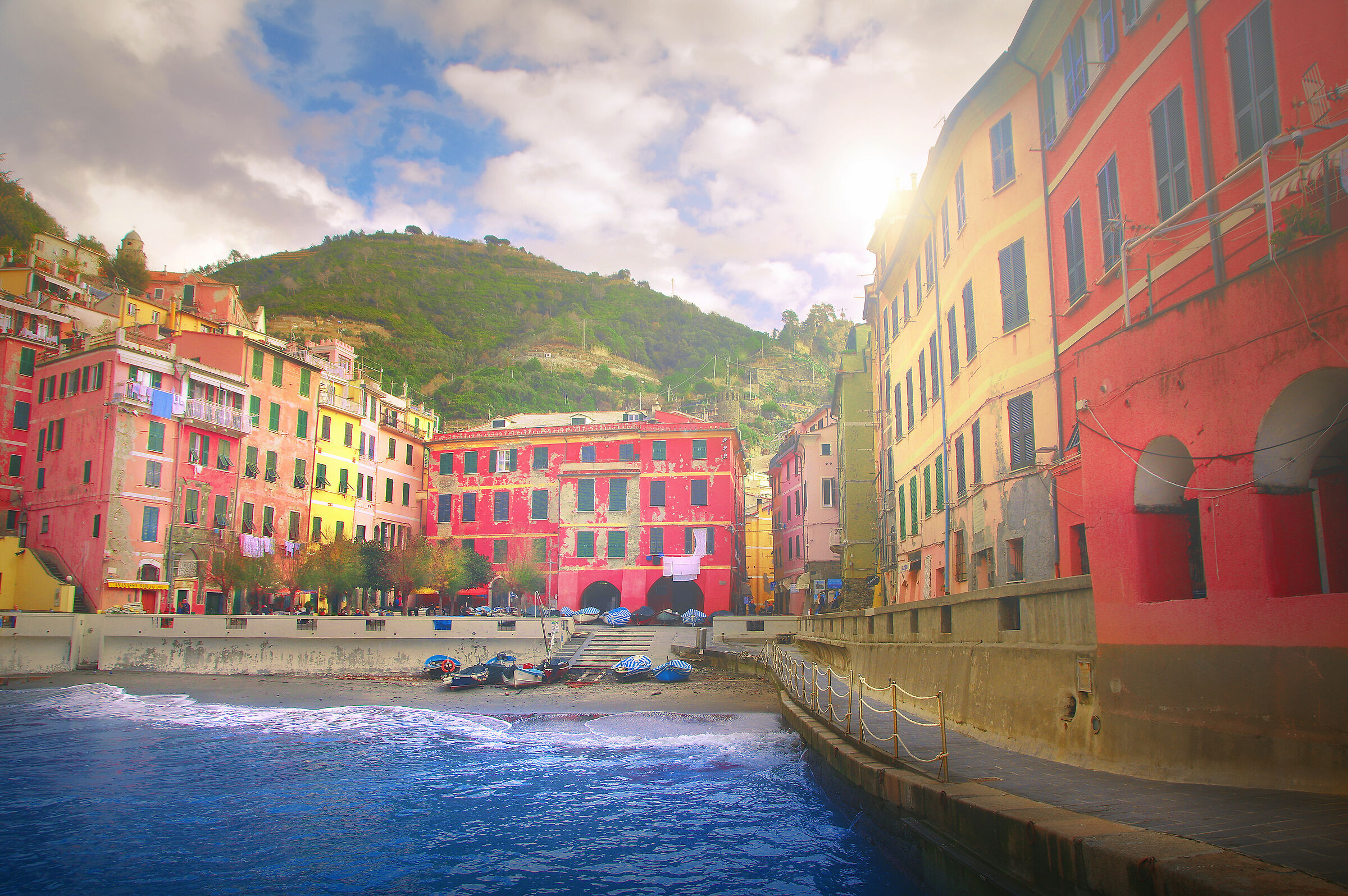 A perfect day in Vernazza...