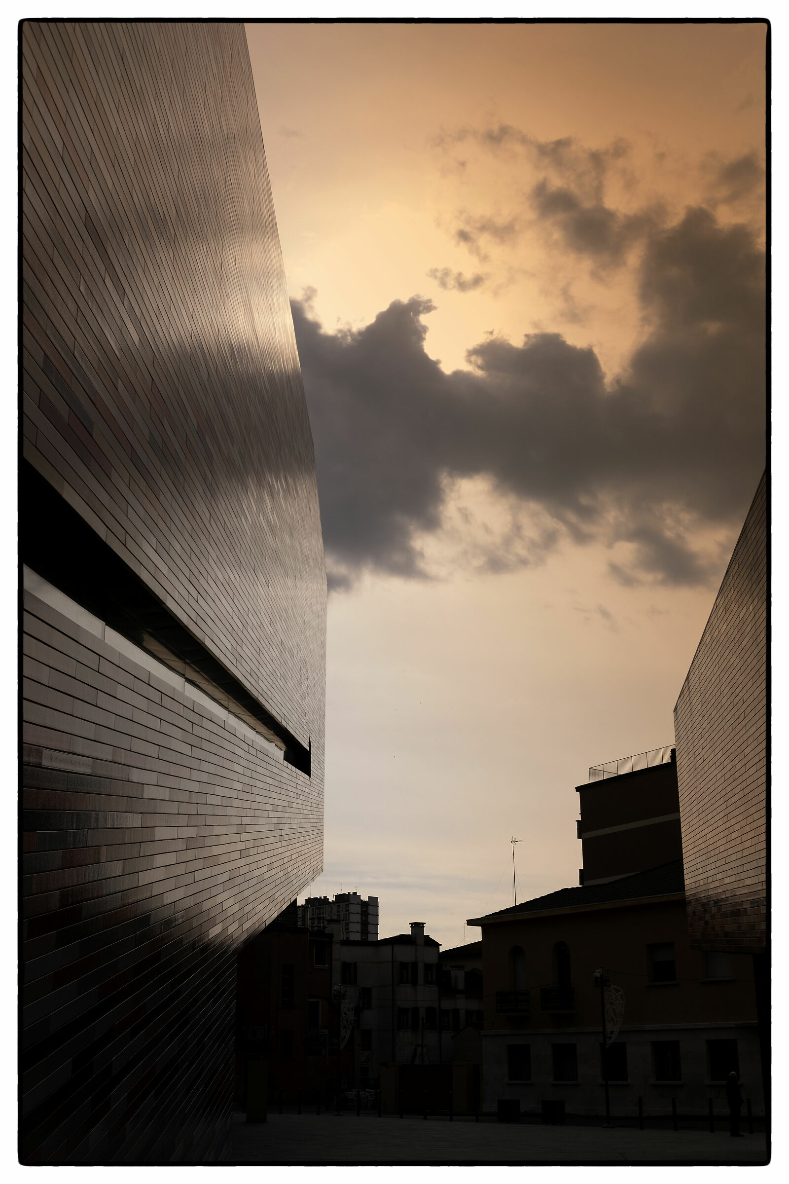 Sunset over the museum (Mestre museum M9)...