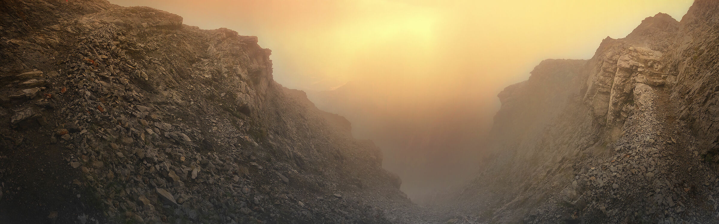 Year 2072: hiking on Valles Marineris...