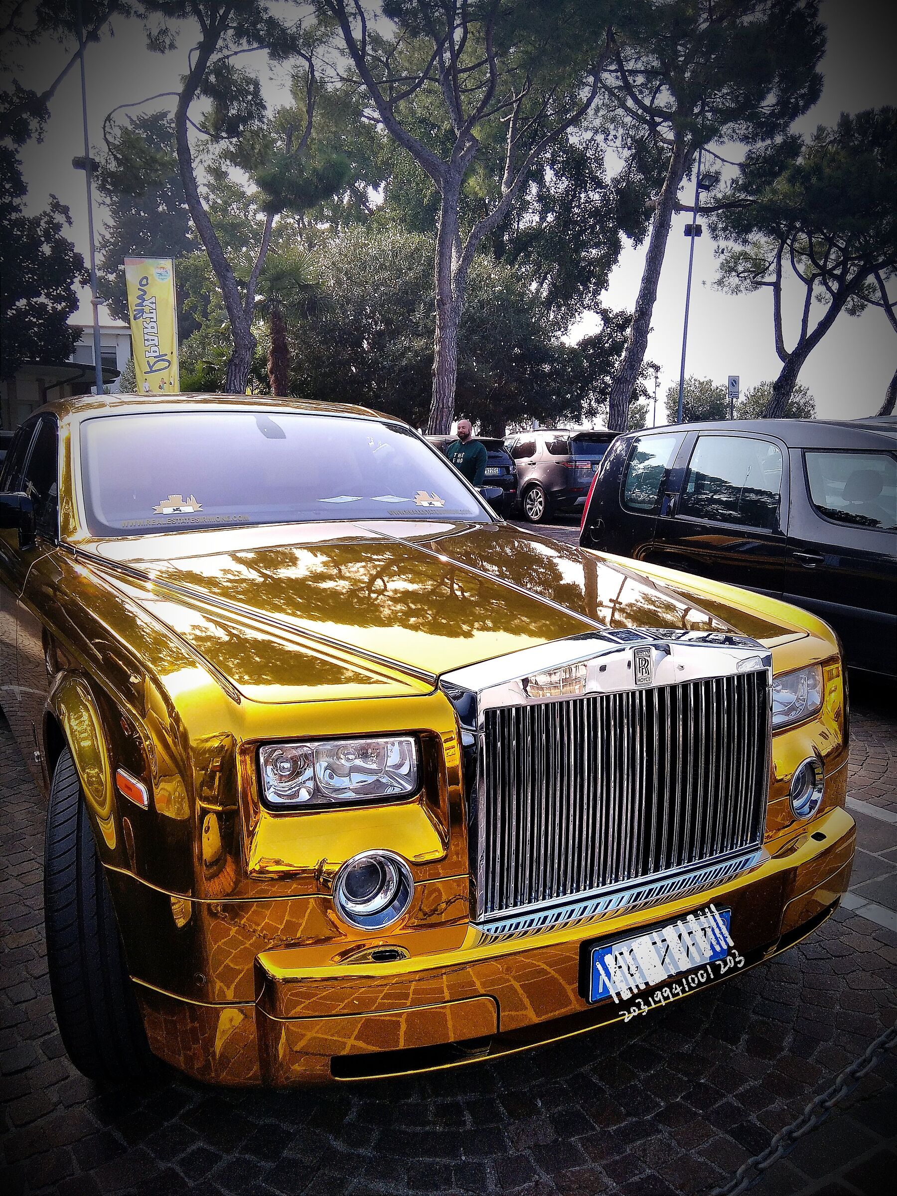 Gold Phantom ...