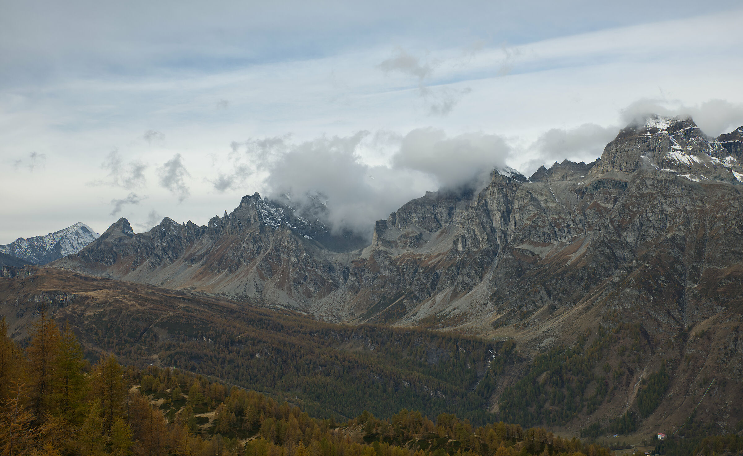 Alpe Devero-Alpe Sangiatto-laghetto superiore di Sangia...