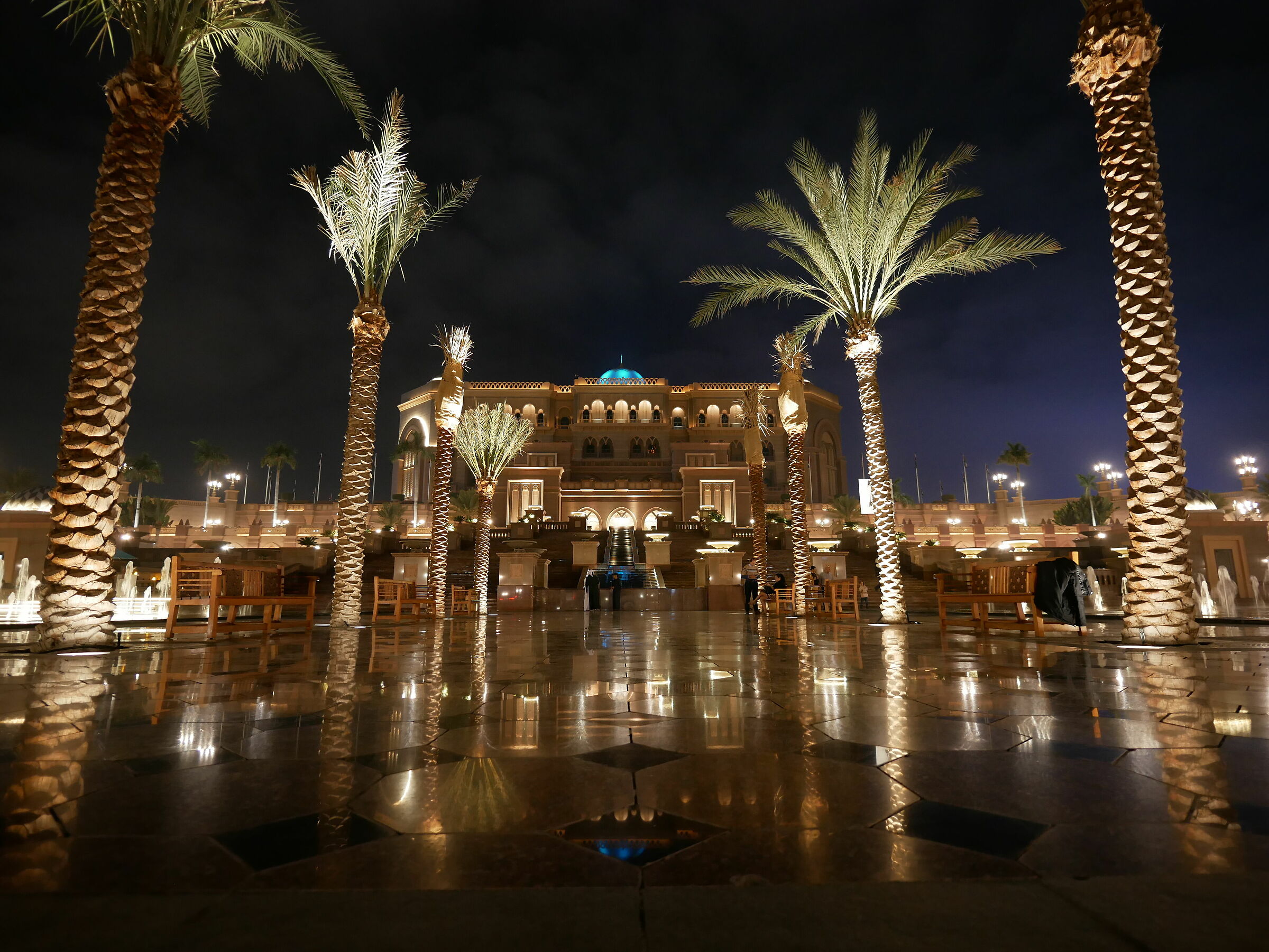 Emirates Palace Fountain...