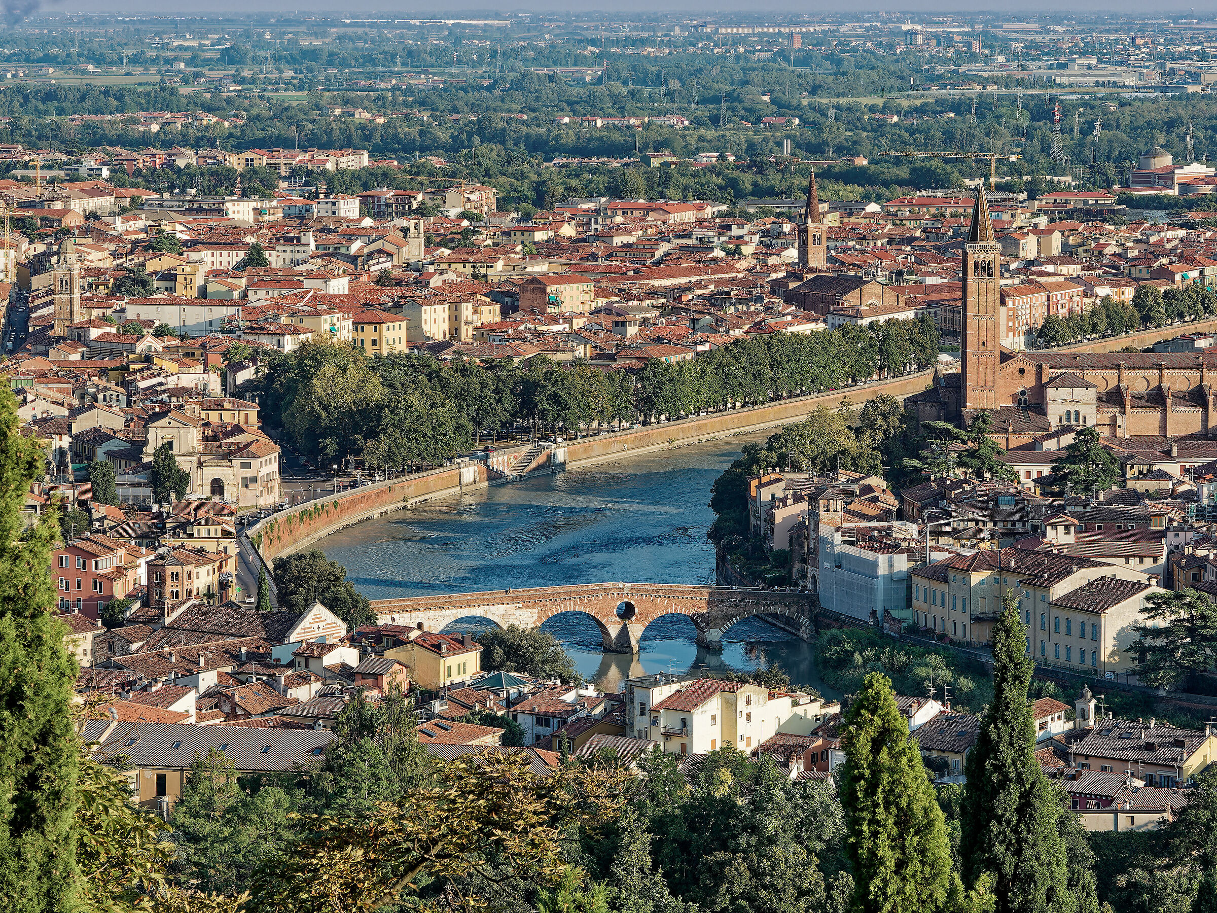 Verona - ponte Pietra e la chiesa di S.Anastasia...
