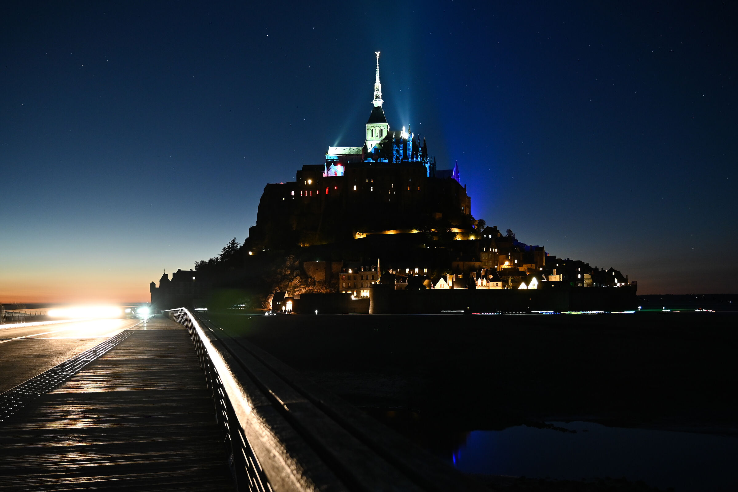Le Mont-Saint-Michel - 1...