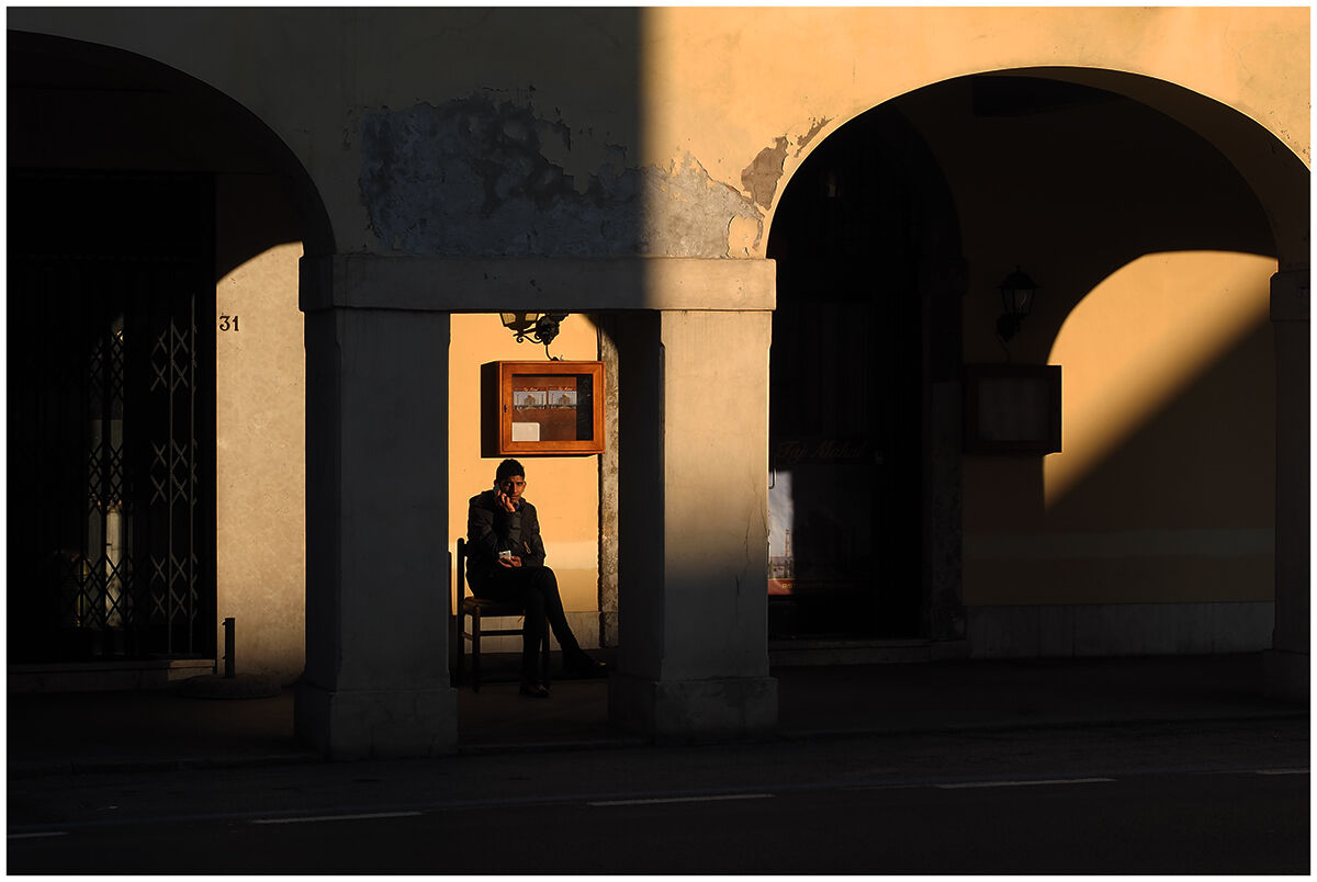 Sunset through the streets of Vicenza...