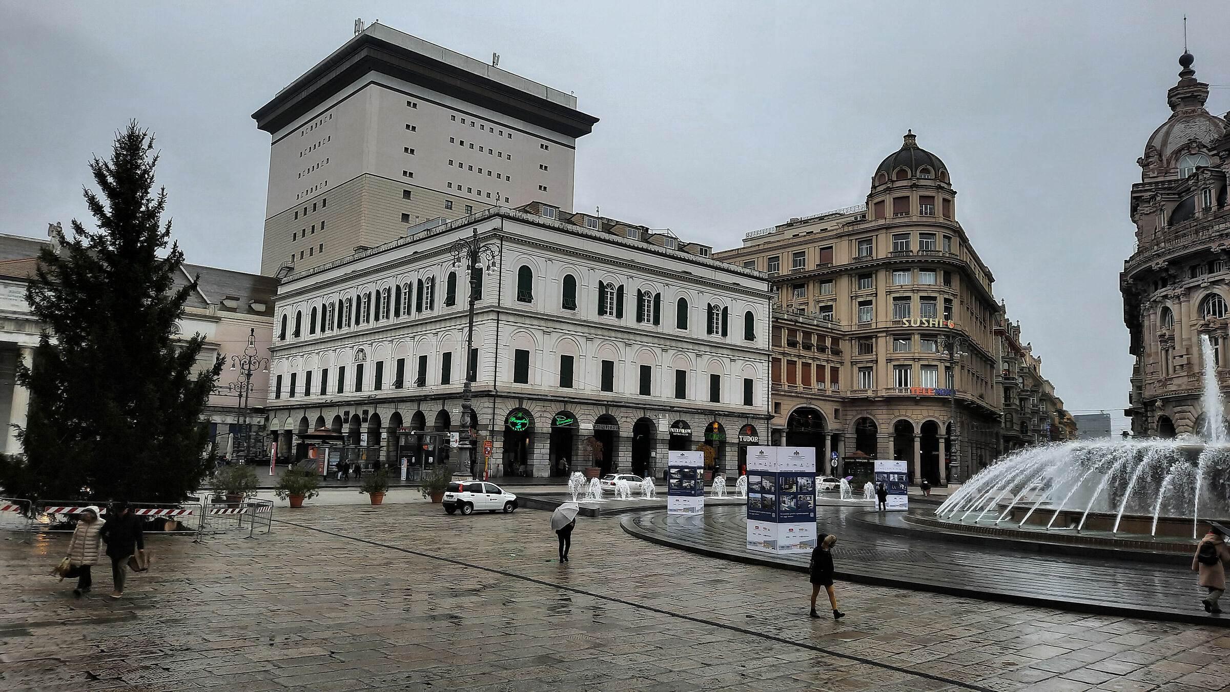...Genova sotto la pioggia...Samsung A51...