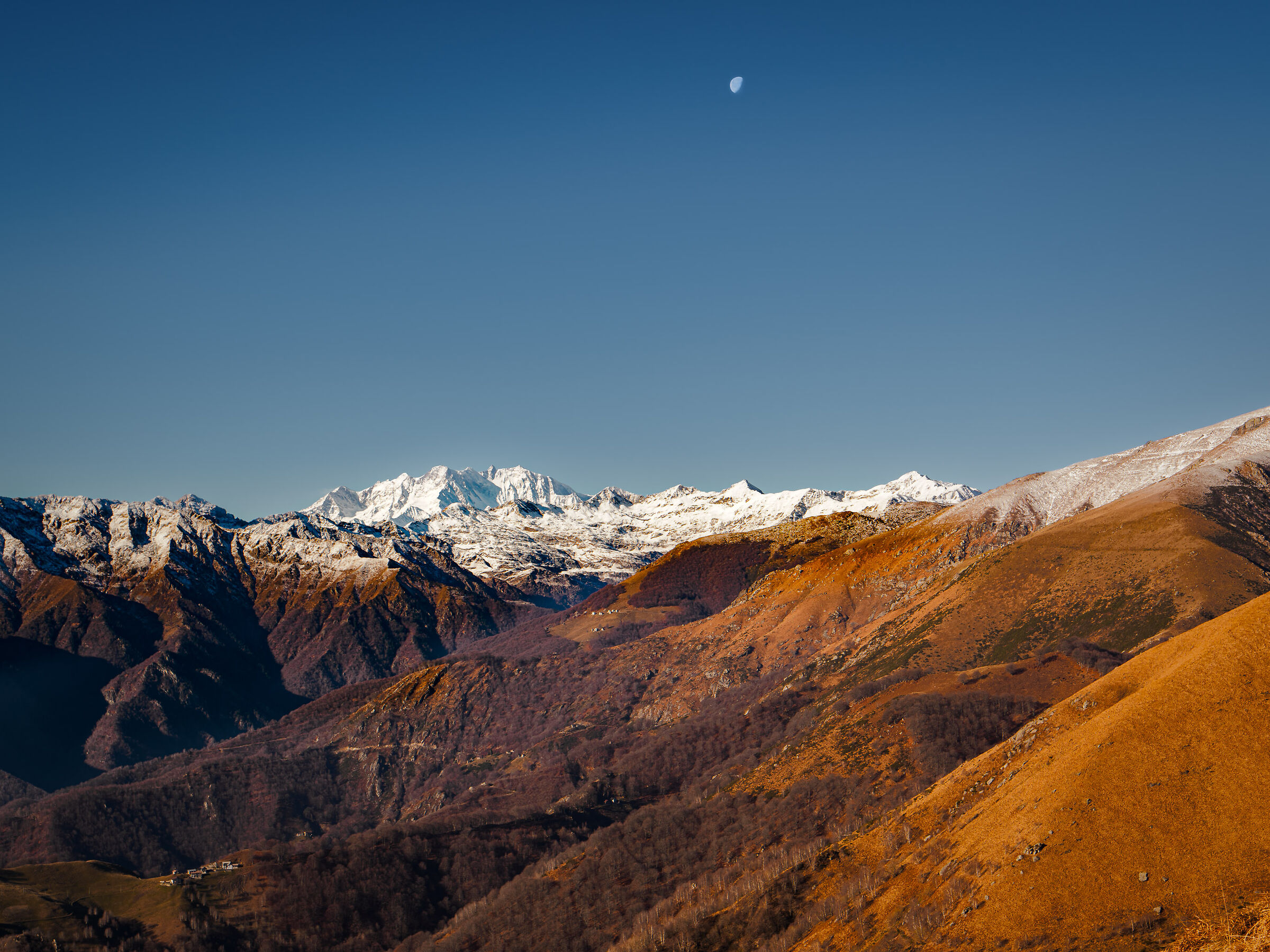 Monte Rosa & the Moon....