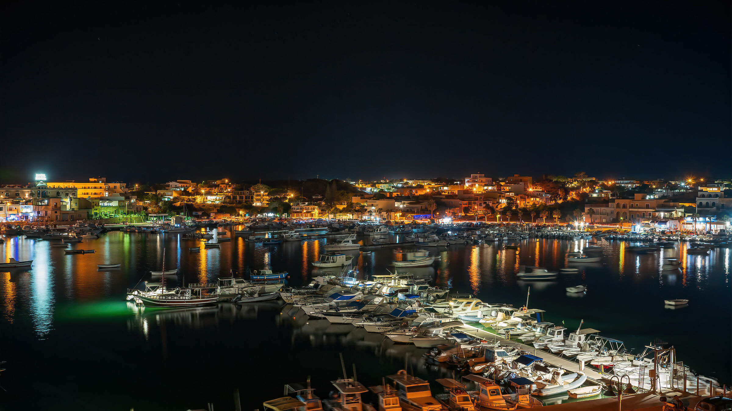 Vista Porto Nuovo, Lampedusa...